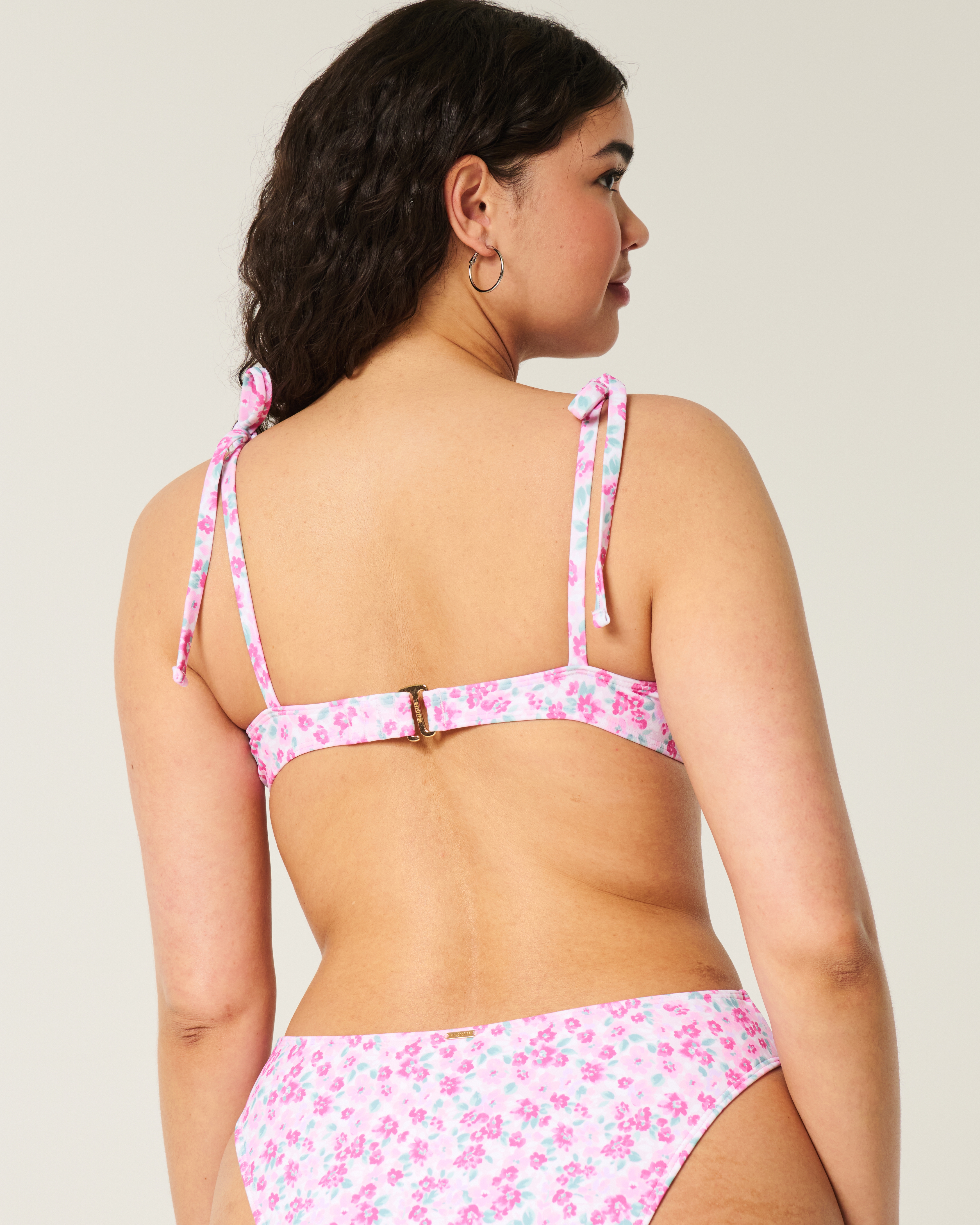 Ruffle Edge Underwire Bikini Top