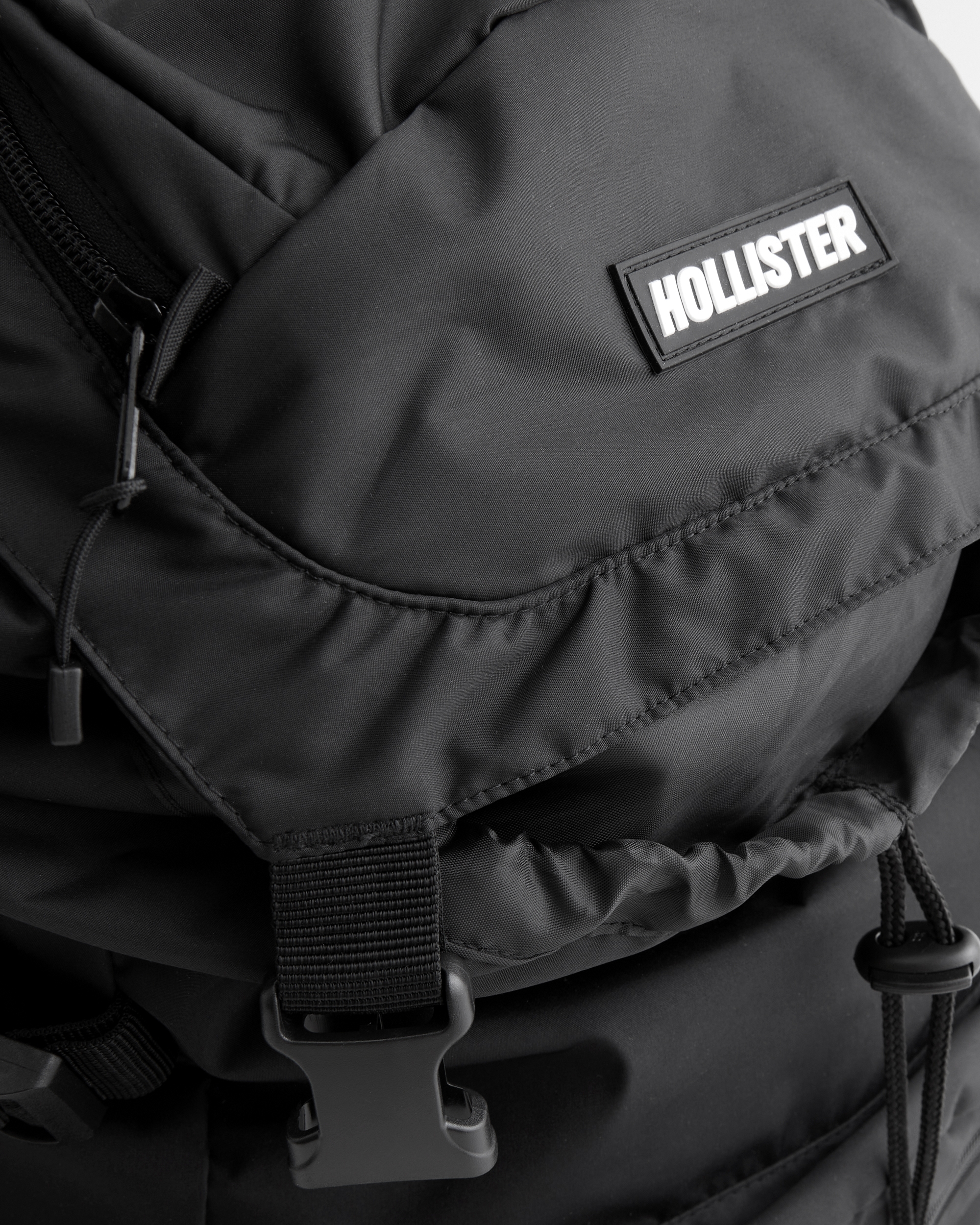 Hollister hotsell backpacks amazon