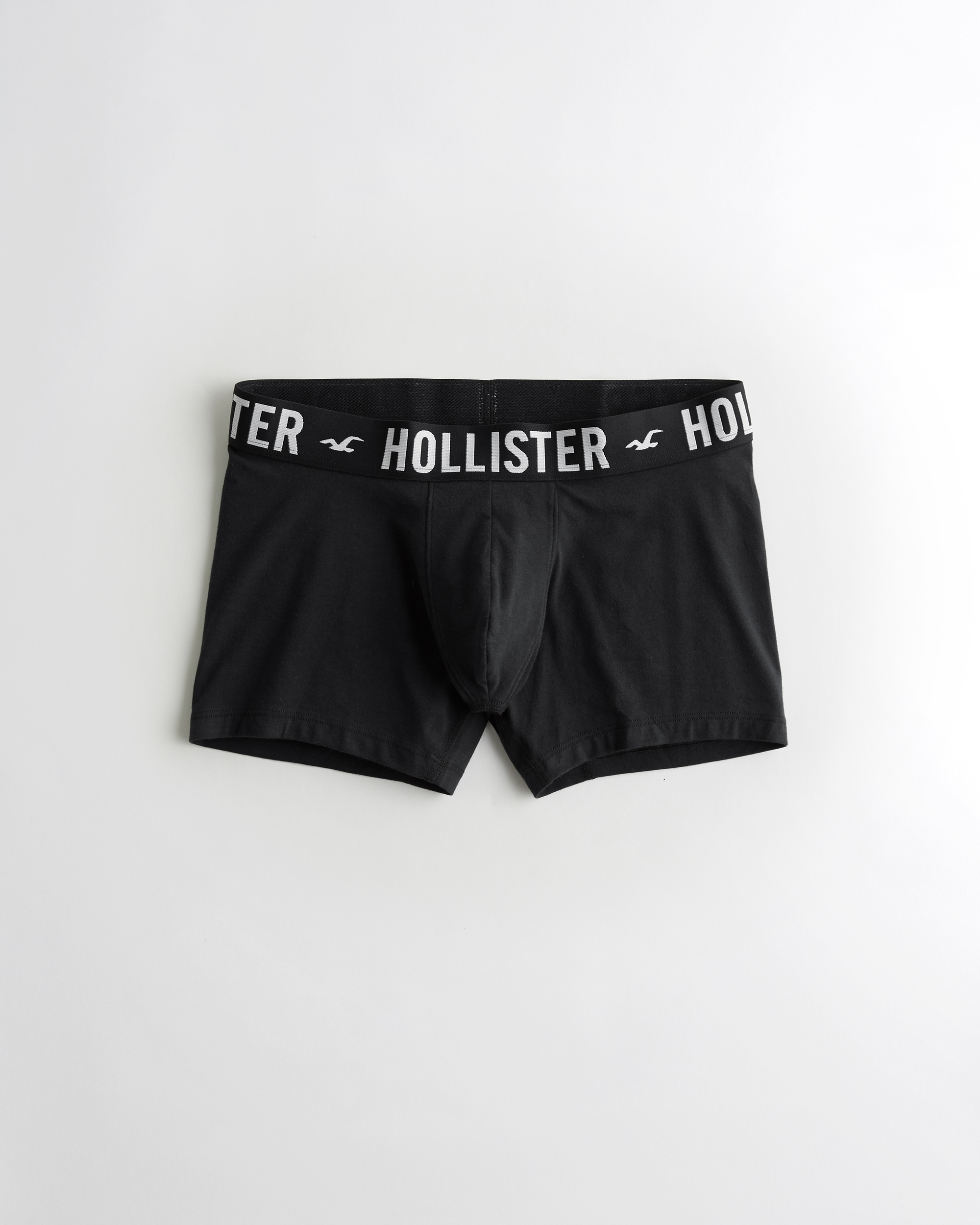 hollister classic trunk