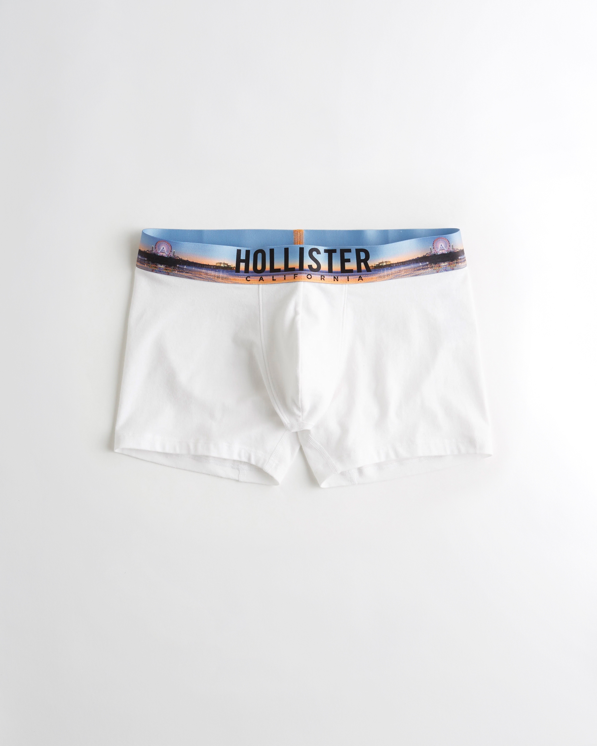 hollister gift box