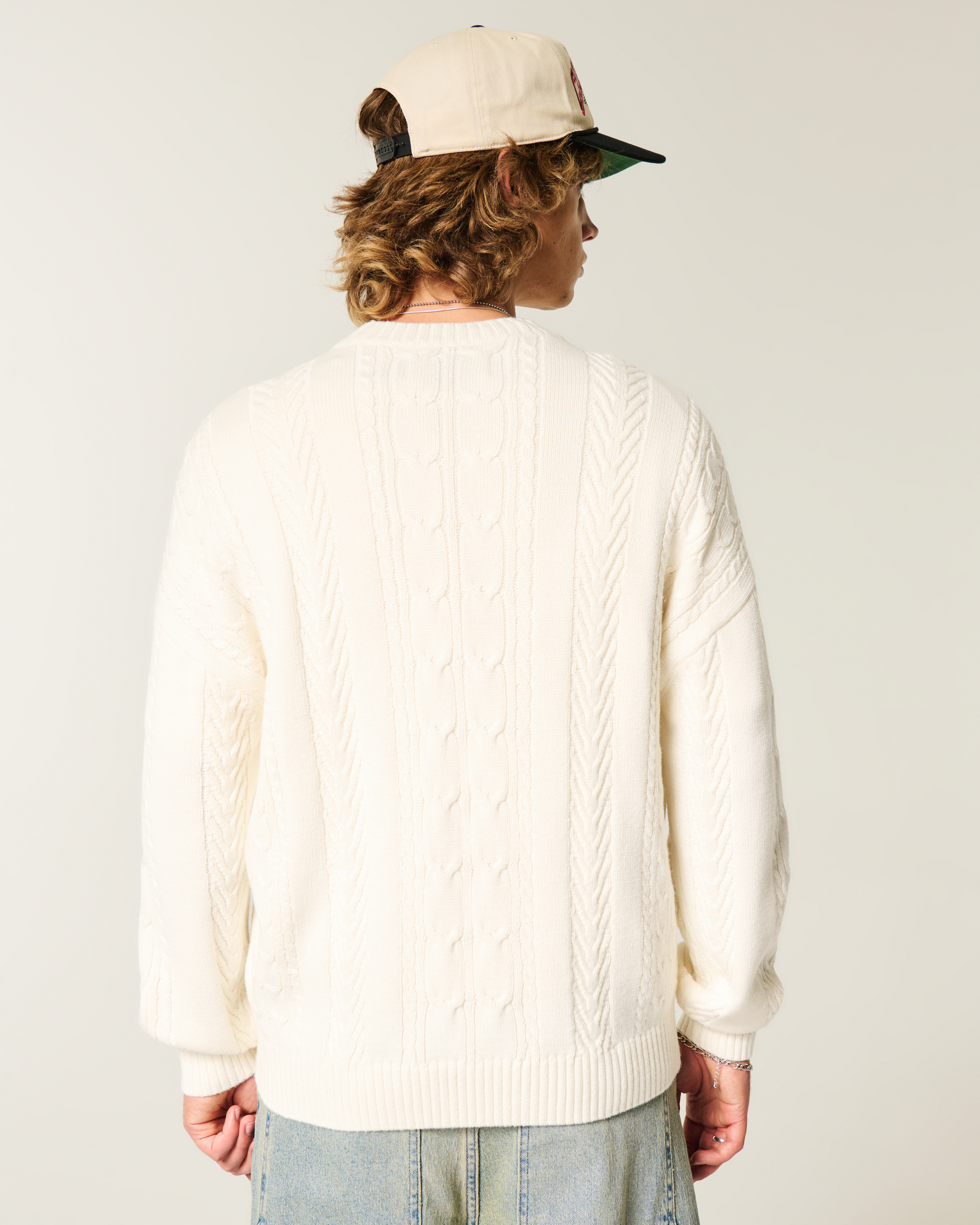 Relaxed Cable-Knit Crew Sweater