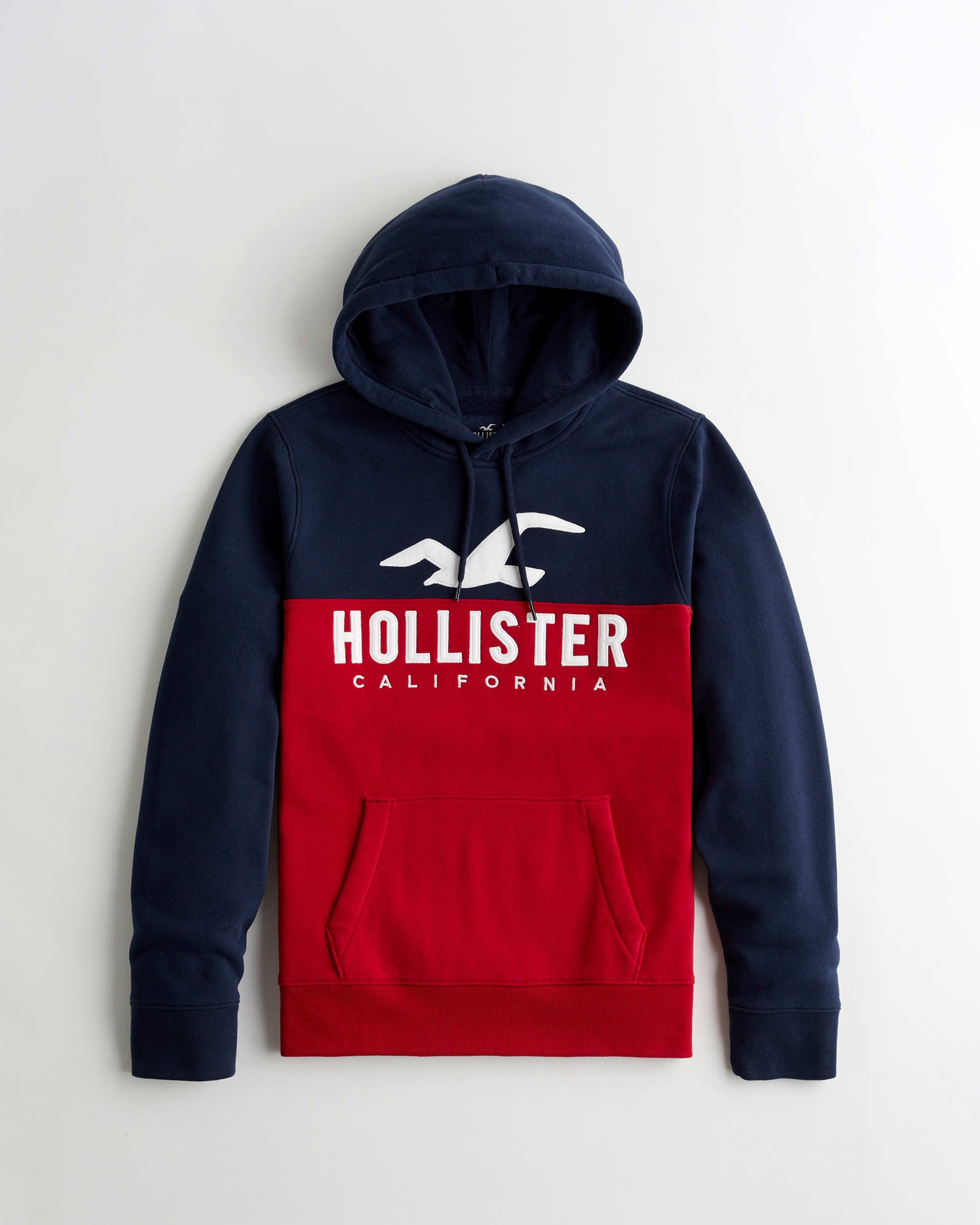 hollister clothing website