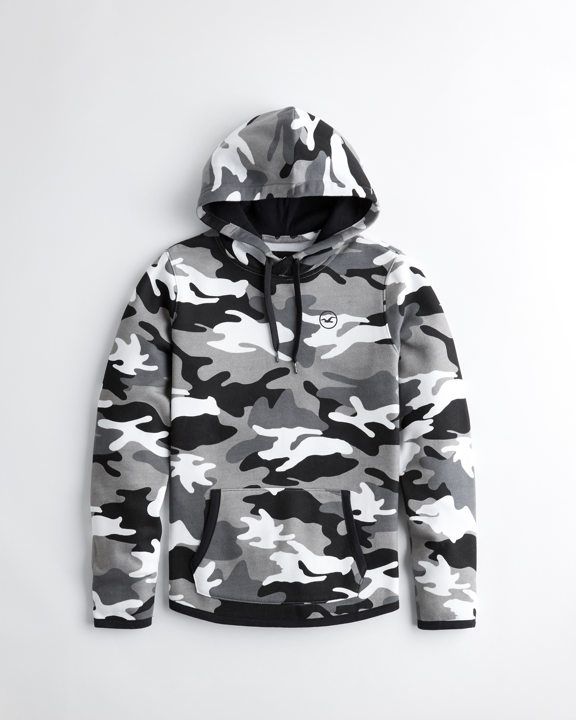 hollister camo sweatshirt