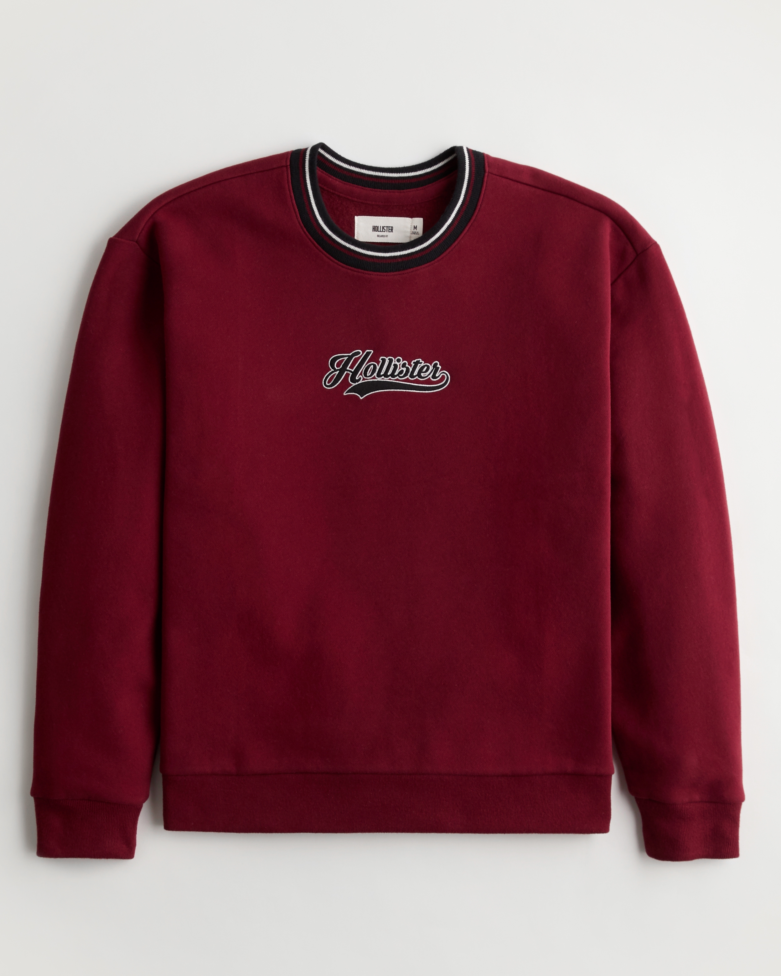 Hollister applique best sale logo crewneck sweatshirt