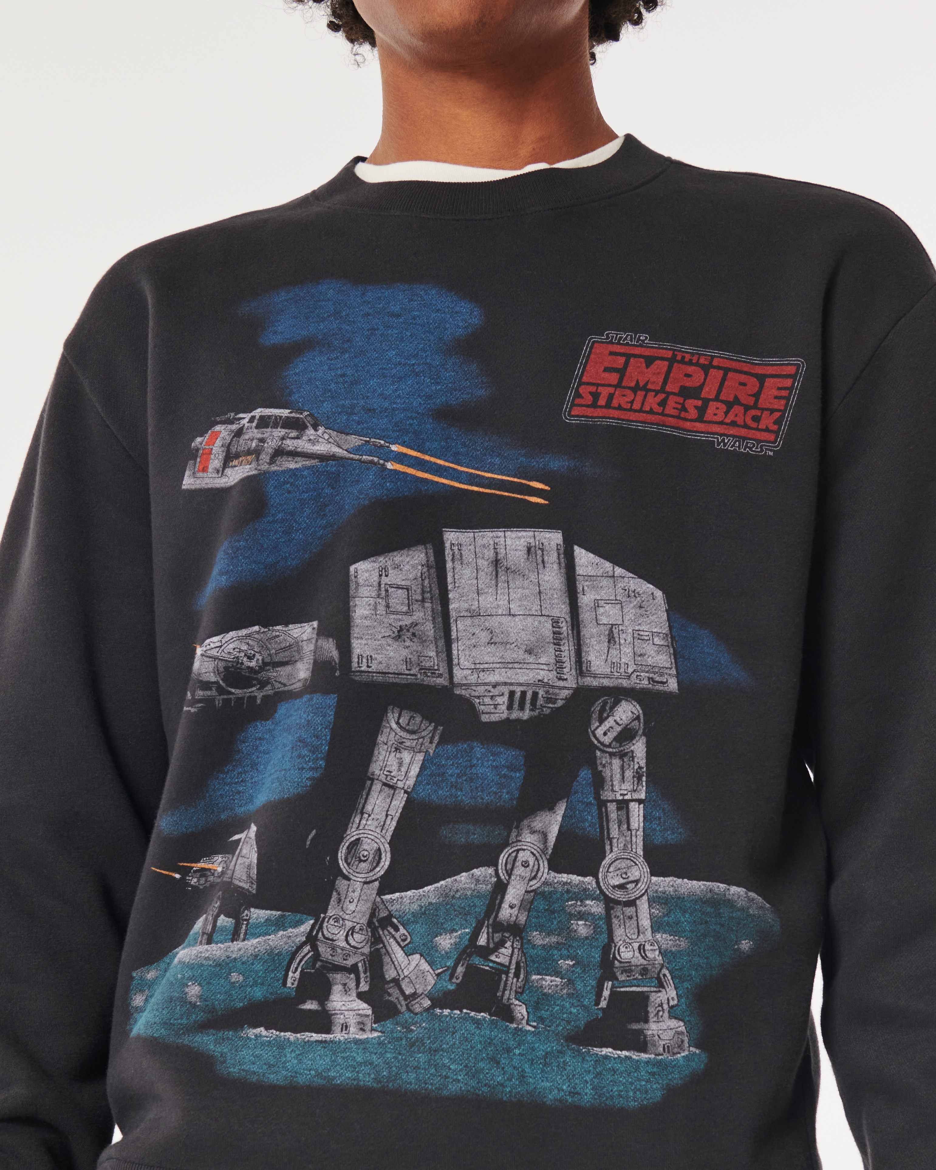 Men s Relaxed Star Wars Graphic Crew Sweatshirt Men s Clearance