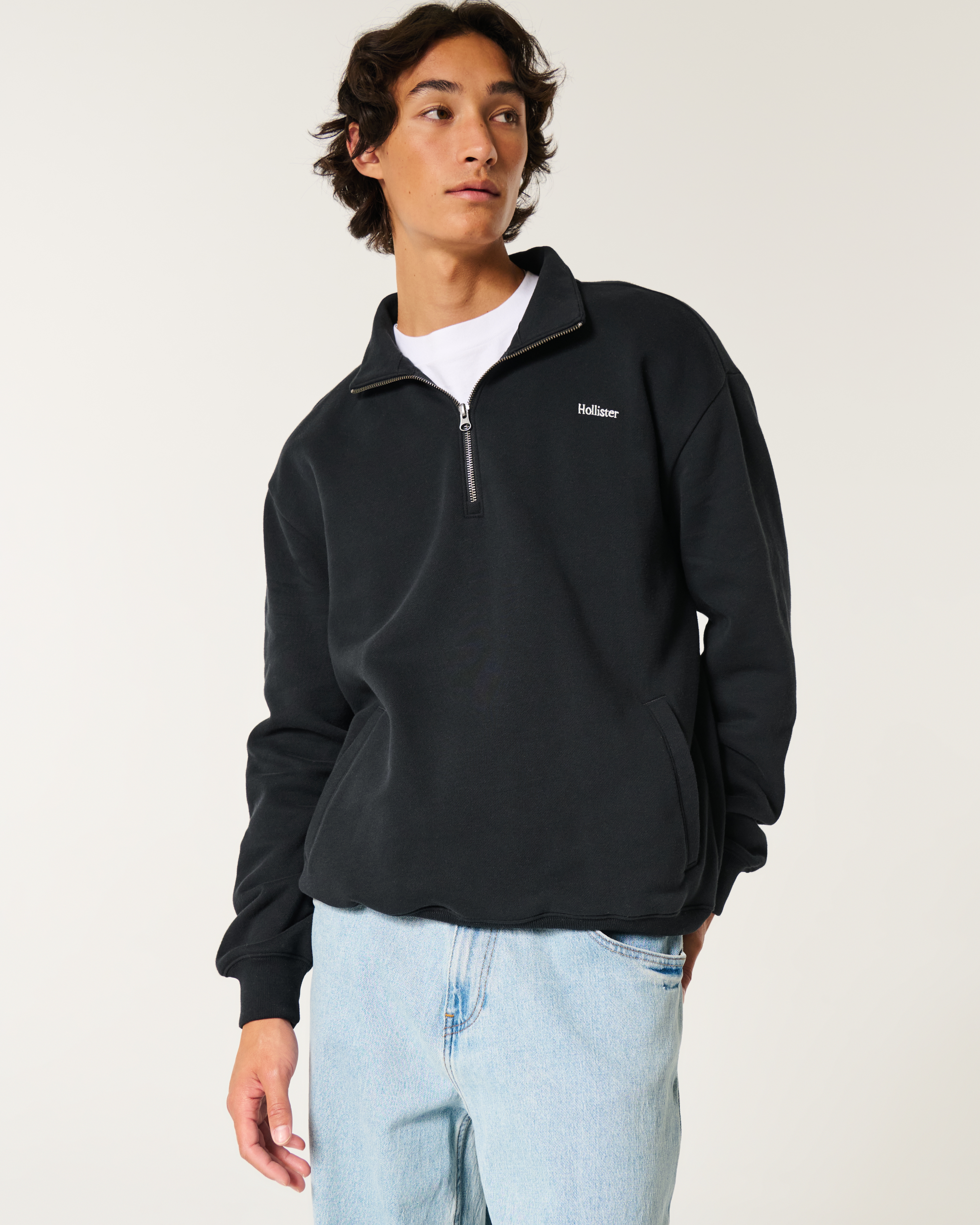 Men s Relaxed Half Zip Logo Sweatshirt Men s Tops HollisterCo