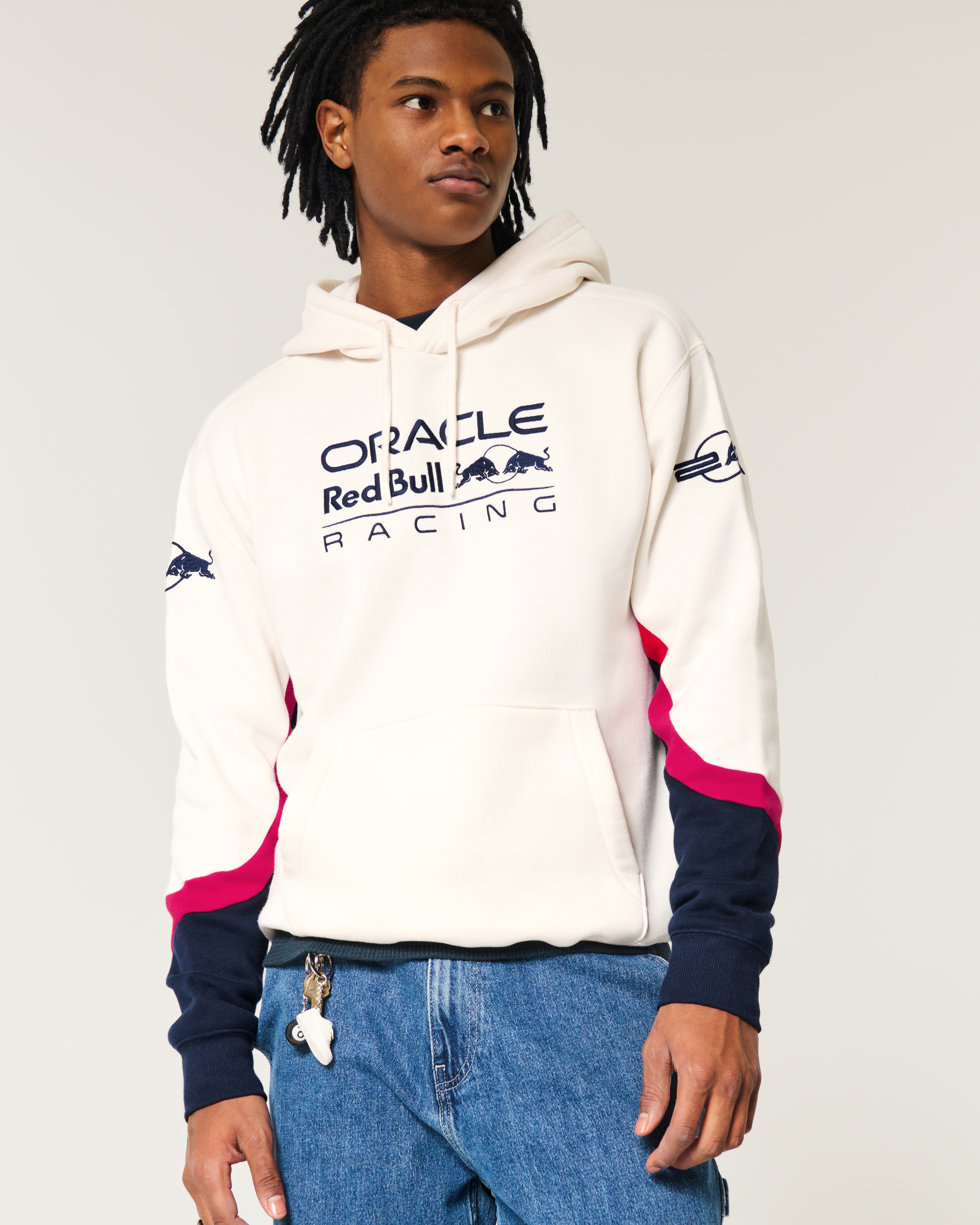 ★Hollister Co★Oracle Red Bull Racingグラフィックフーディ Men's Relaxed Oracle Red Bull Racing Graphic Hoodie | Men's