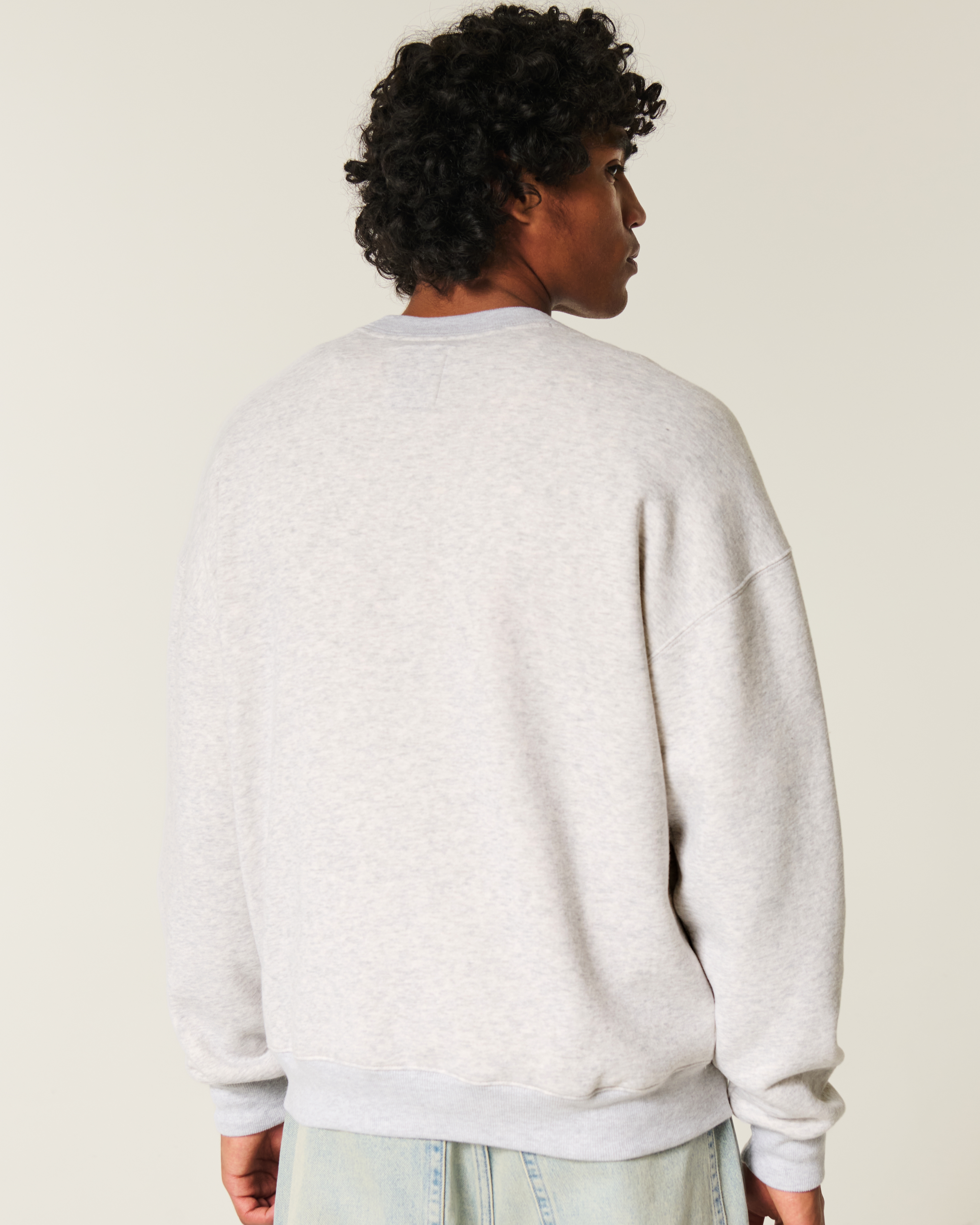 Boxy Paris Saint-Germain Graphic Crew Sweatshirt