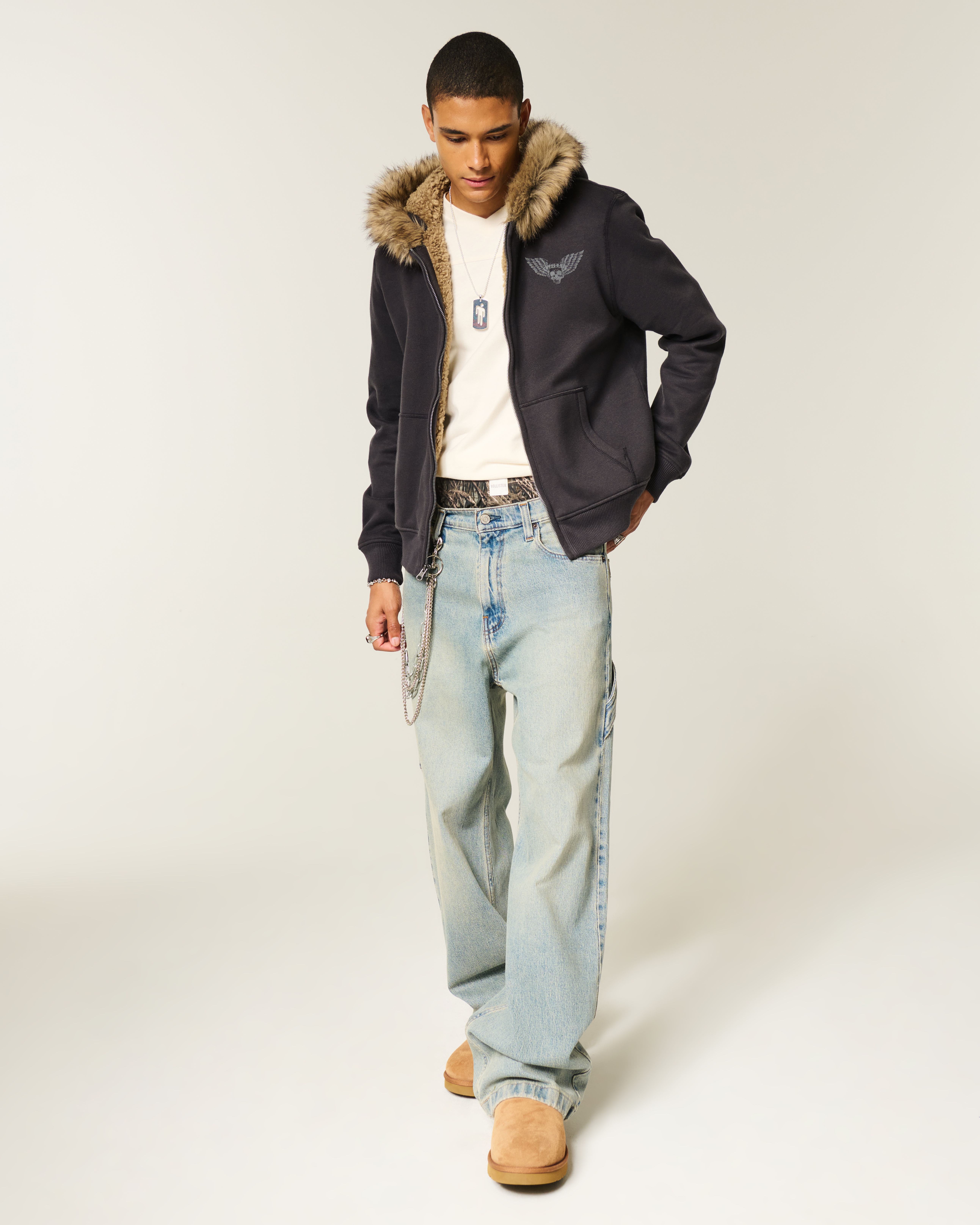 Faux Fur-Lined Skull Graphic Zip-Up Hoodie