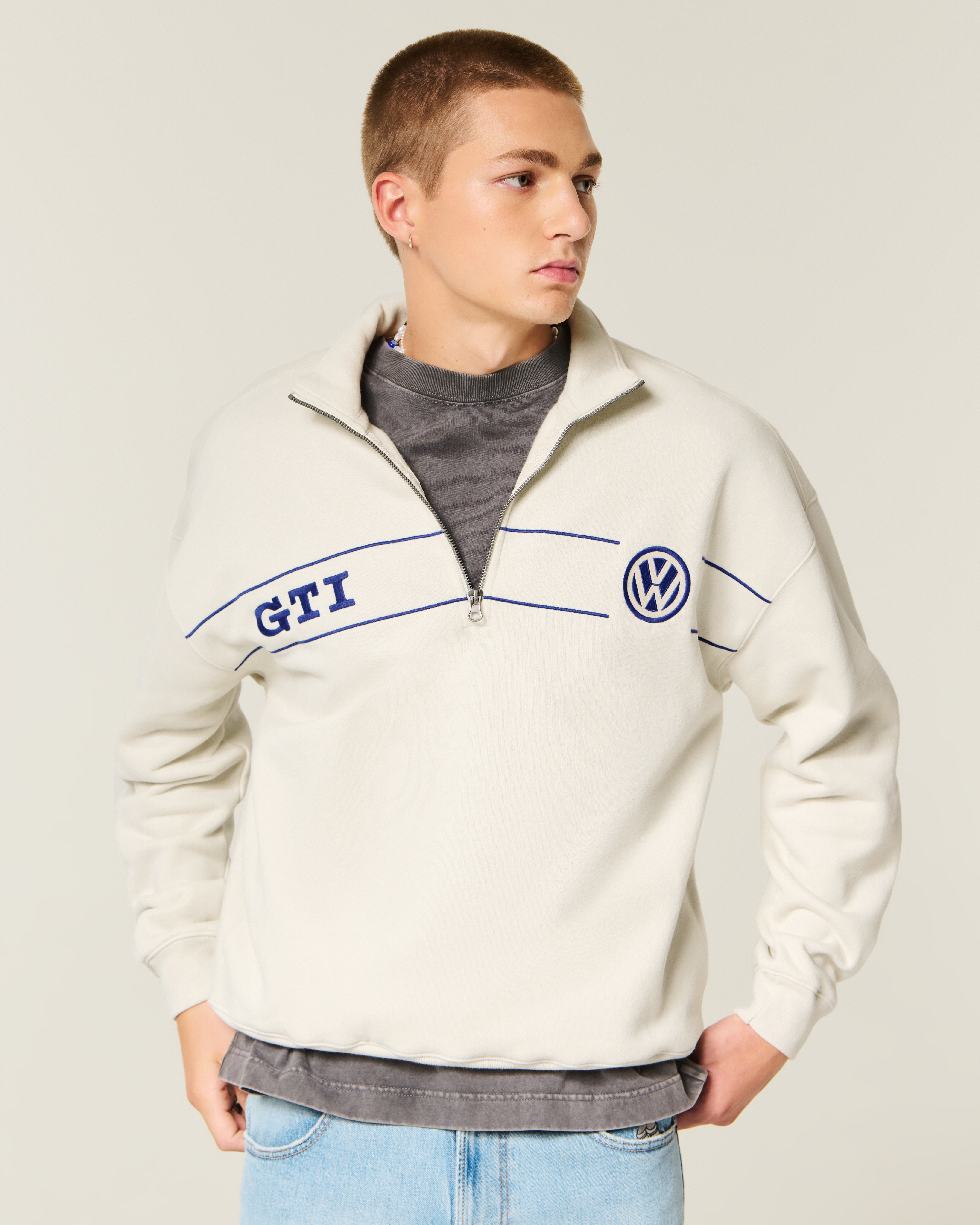 Boxy Half-Zip Volkswagen Graphic Sweatshirt