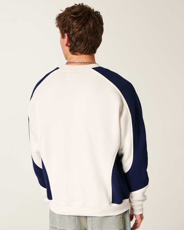 Boxy Real Madrid CF Graphic Crew Sweatshirt