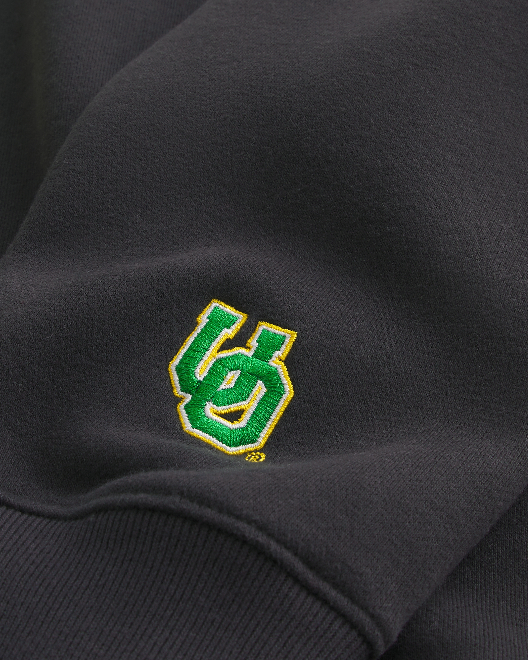 Oregon Ducks Graphic Crew Sweatshirt