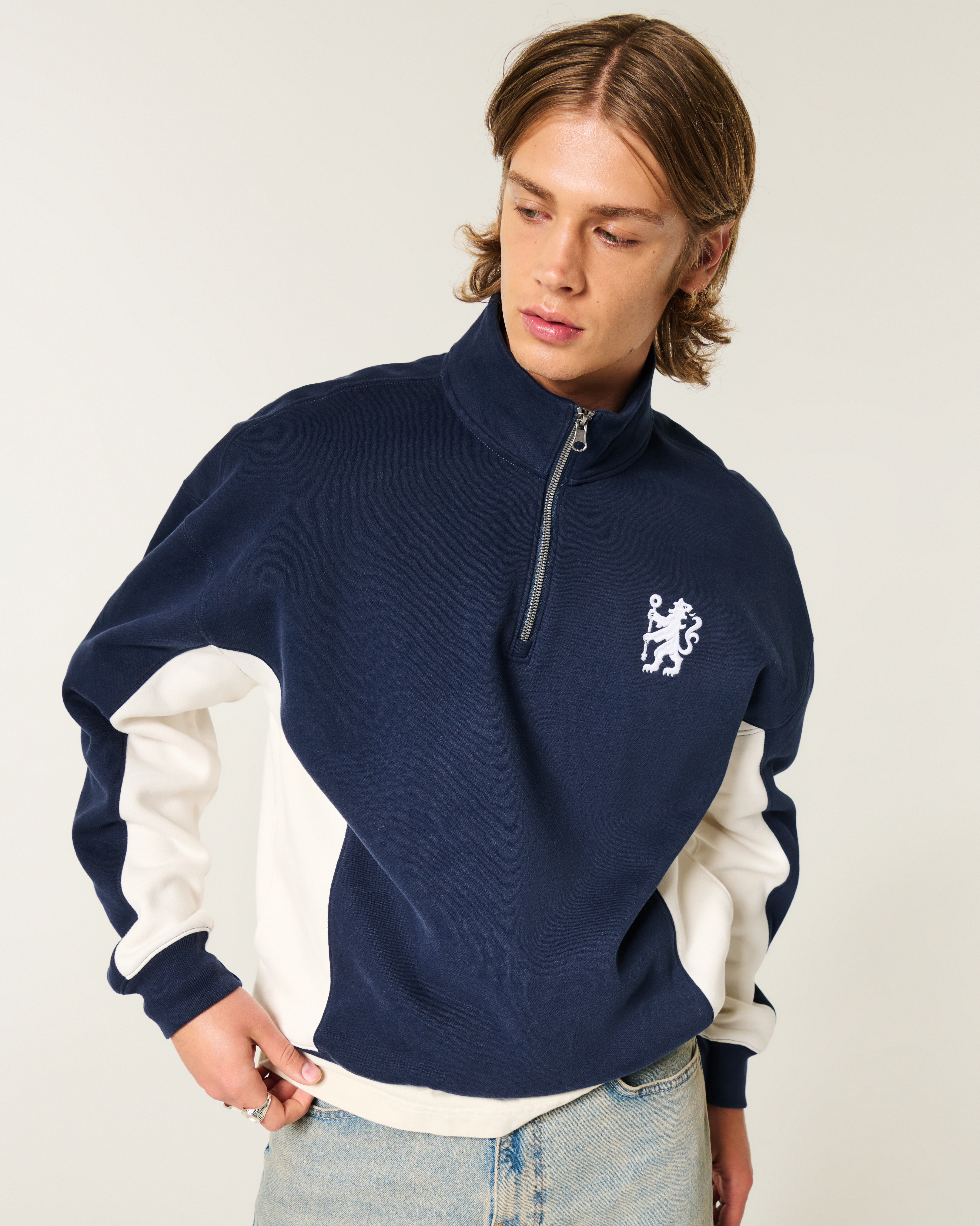 Chelsea F.C. Graphic Quarter-Zip Sweatshirt
