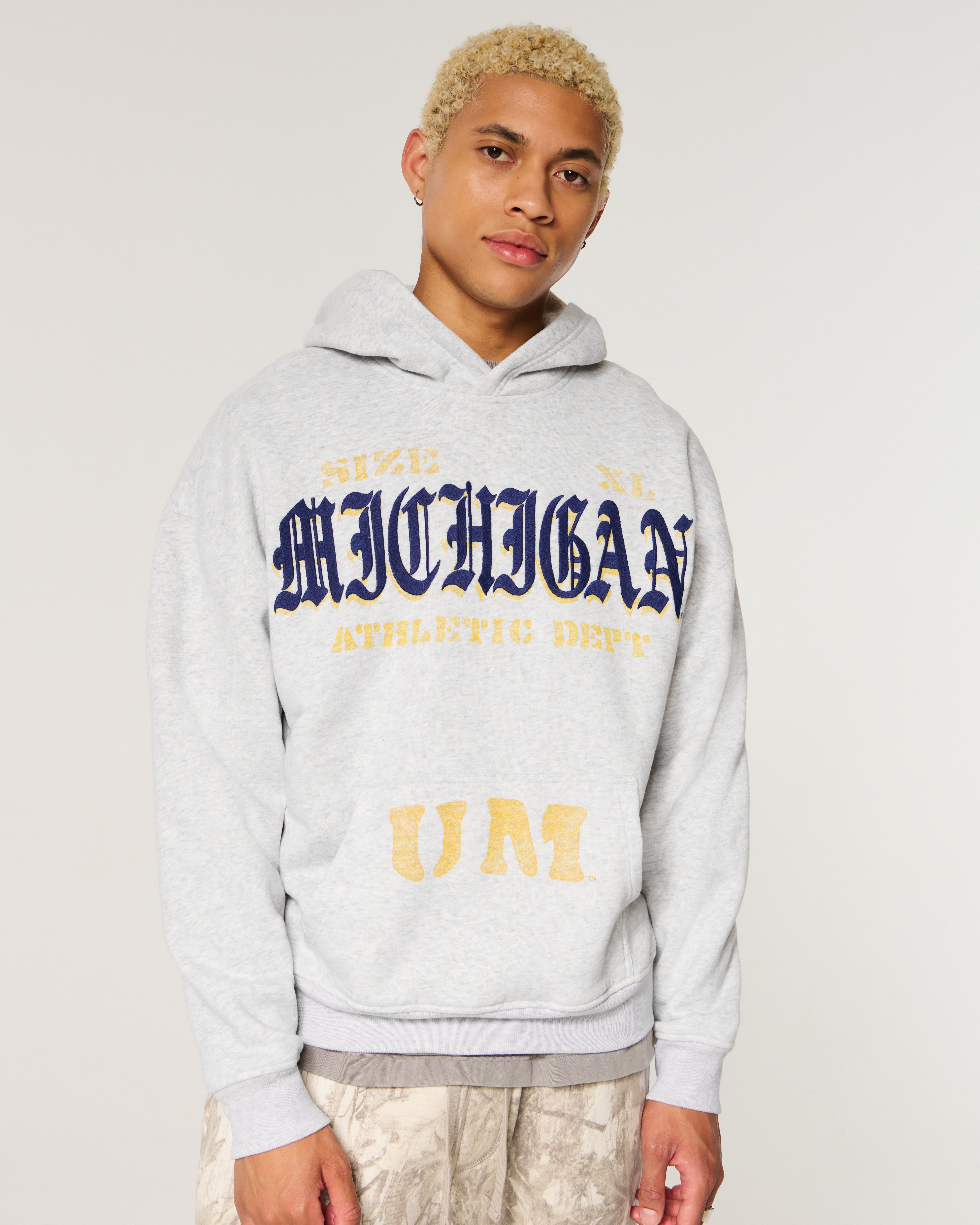 Boxy University of Michigan Wolverines Graphic Hoodie