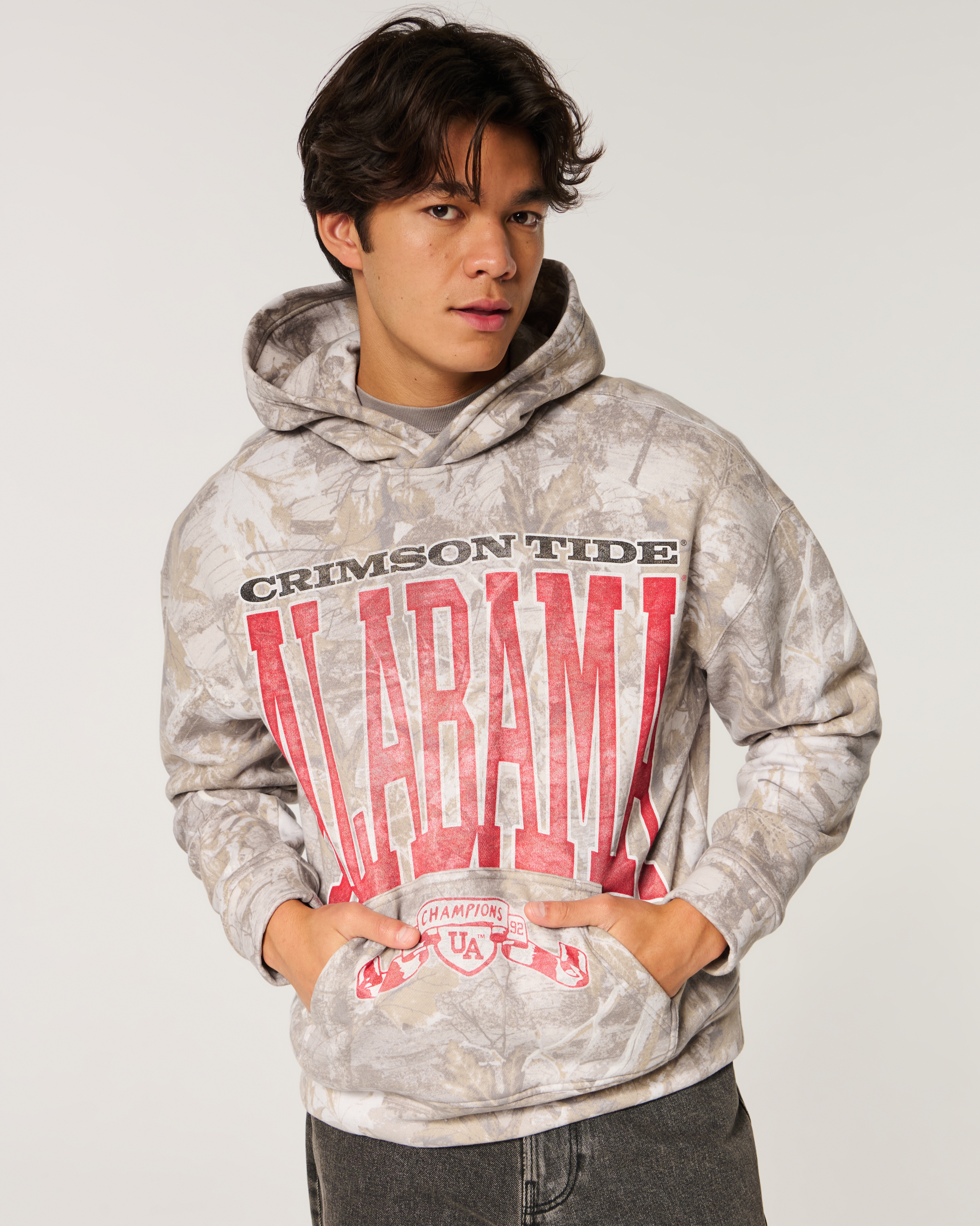 Boxy Camo University of Alabama Crimson Tide Graphic Hoodie