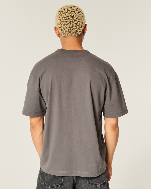 select to zoom model image