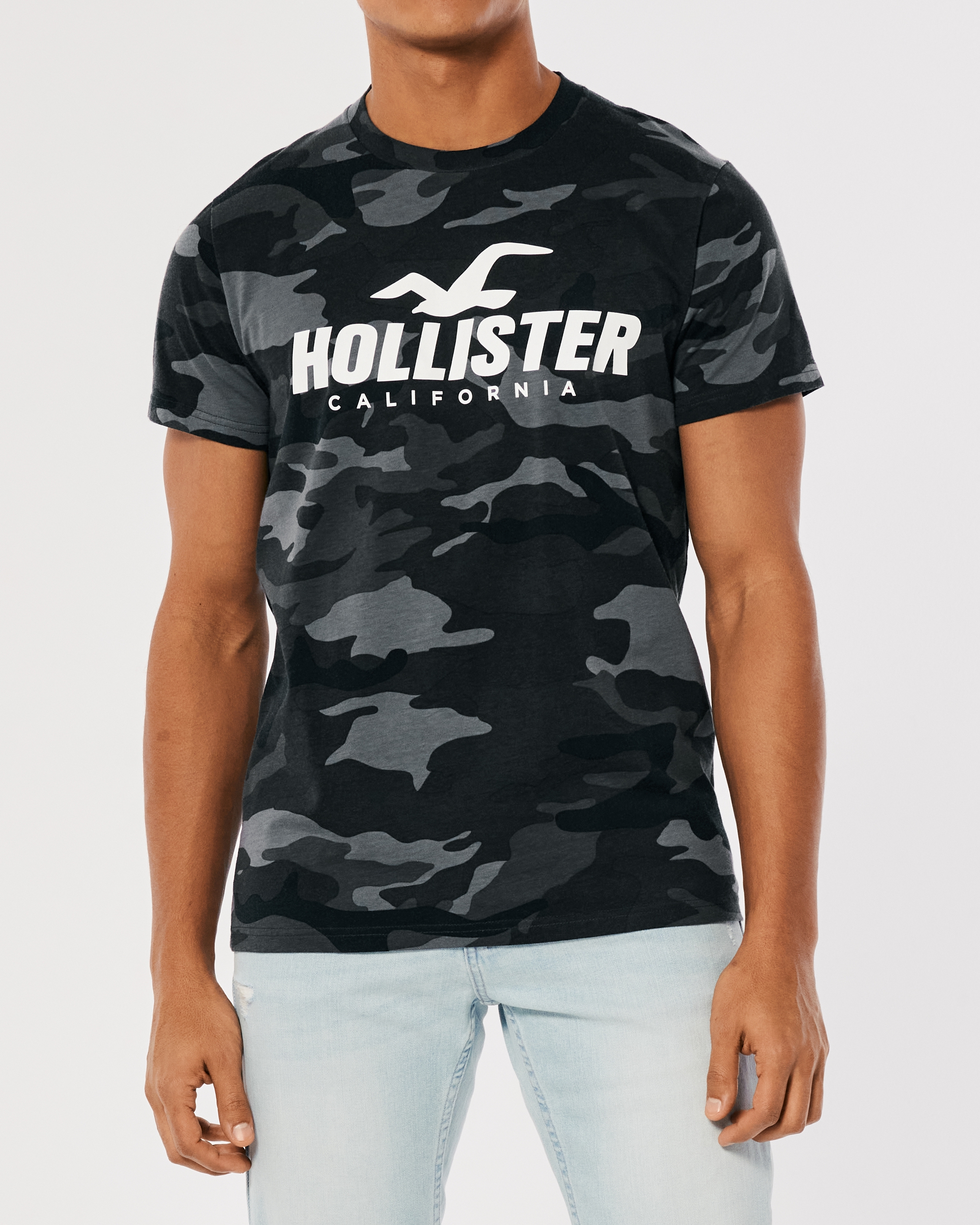 Hollister 5-pack sport logo plain and camo print T-shirts in multi