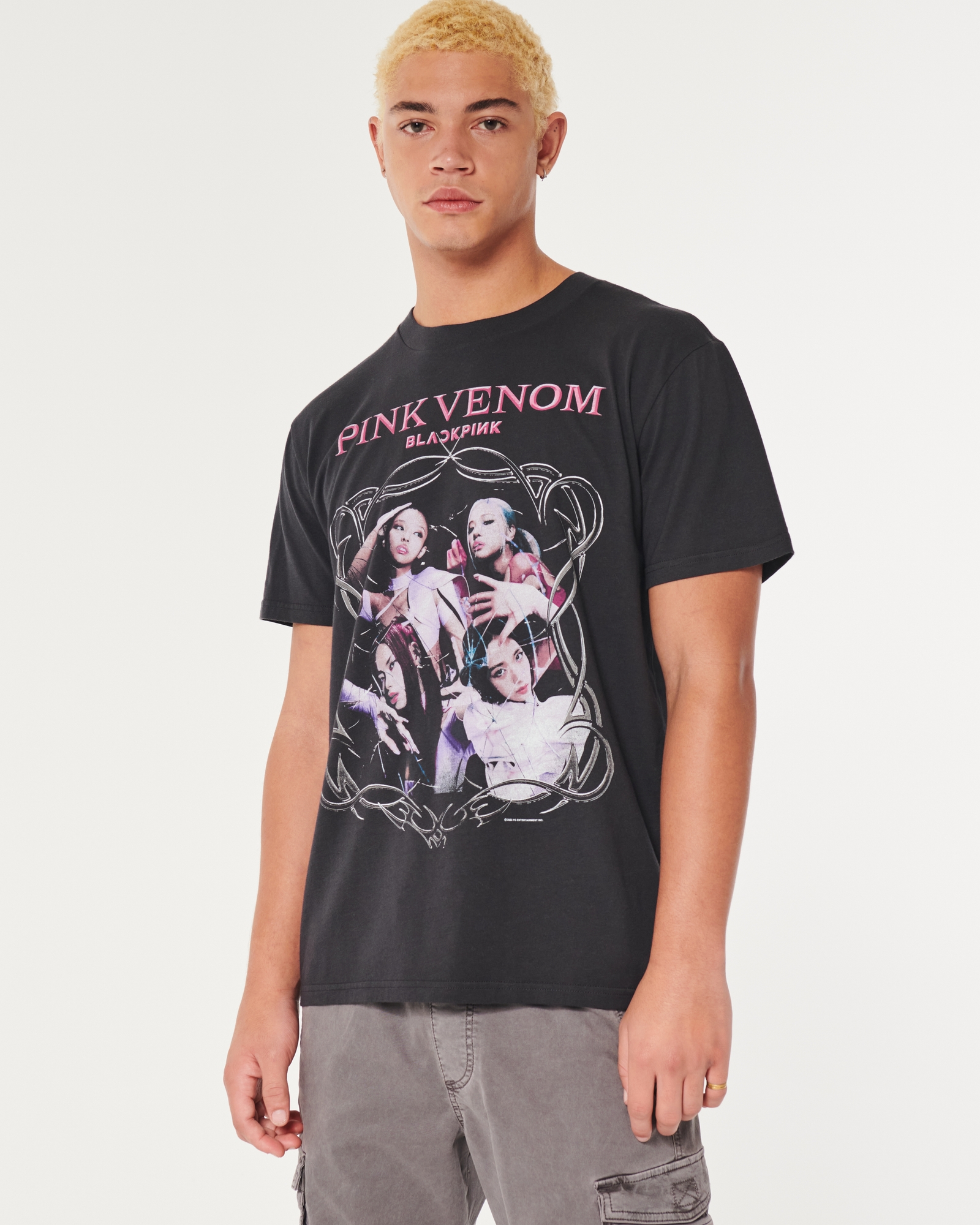 Buy Marvelous Hollister Callifornia Cotton Printed T-Shirt for Men and  Women - Black