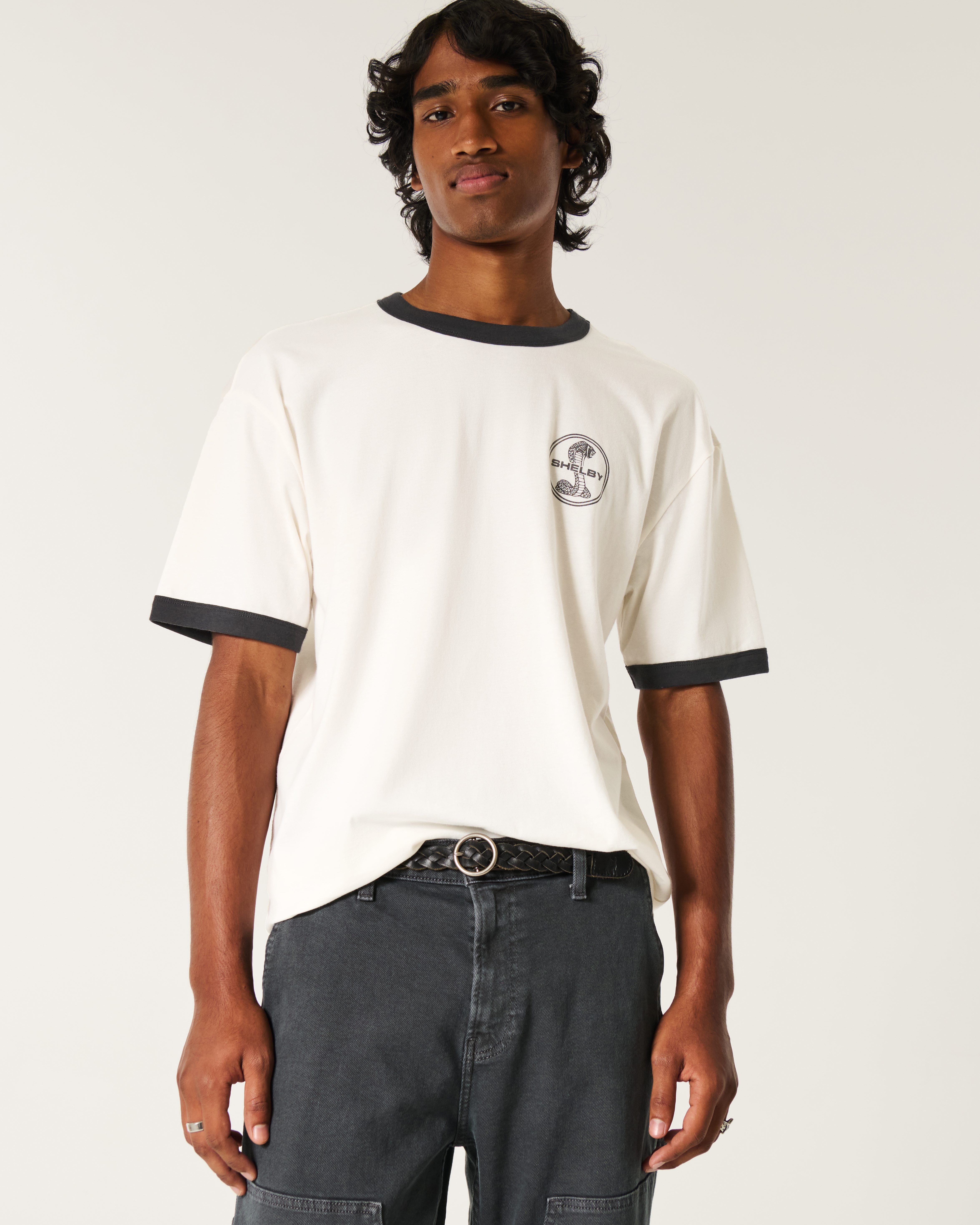 Hollister★半袖 クルーネック Shelby Cobra トップス Tシャツ Men's Boxy Shelby Graphic Ringer Tee | Men's Graphics Shop