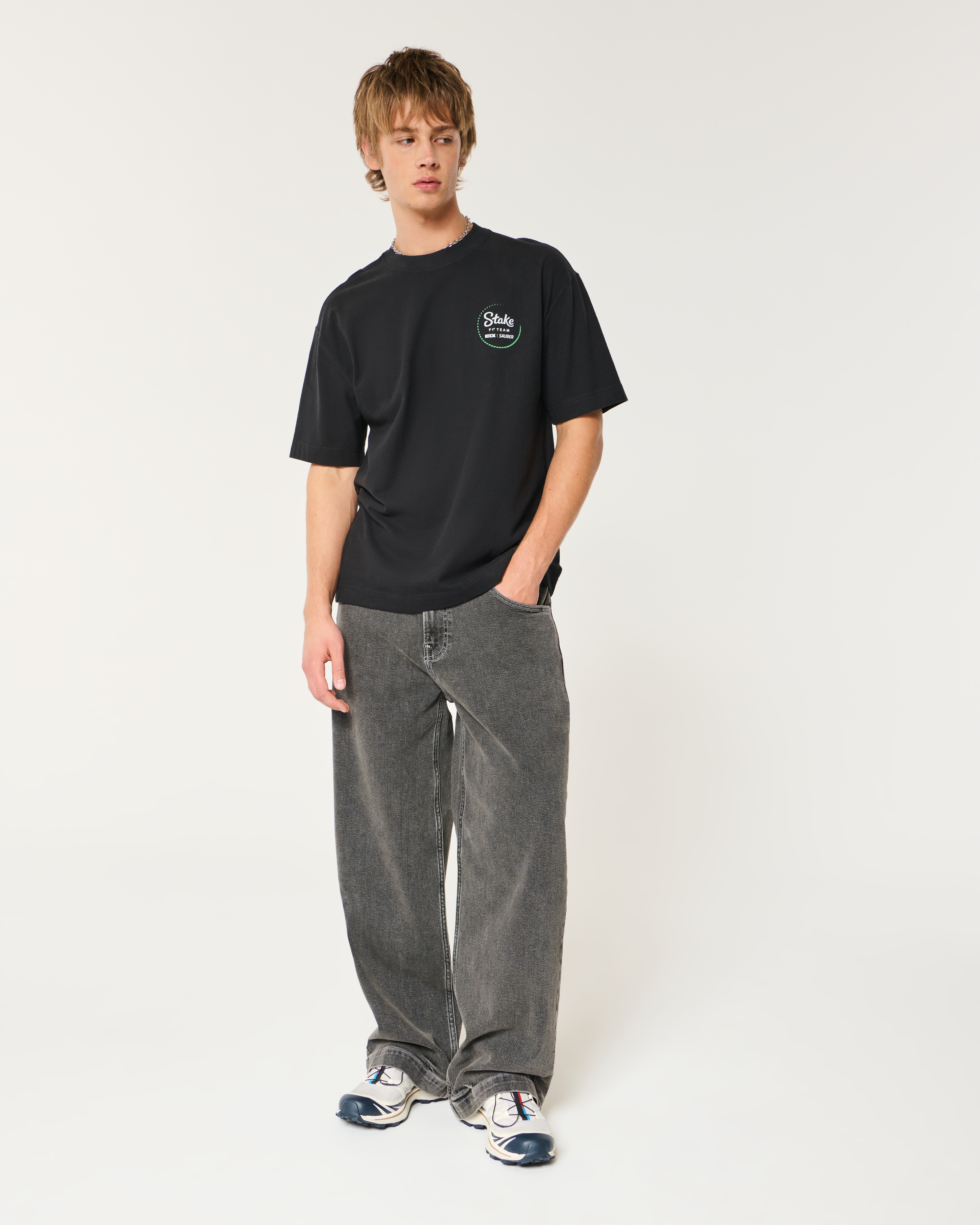 Boxy Heavyweight Stake F1 Team Kick Sauber Graphic Tee
