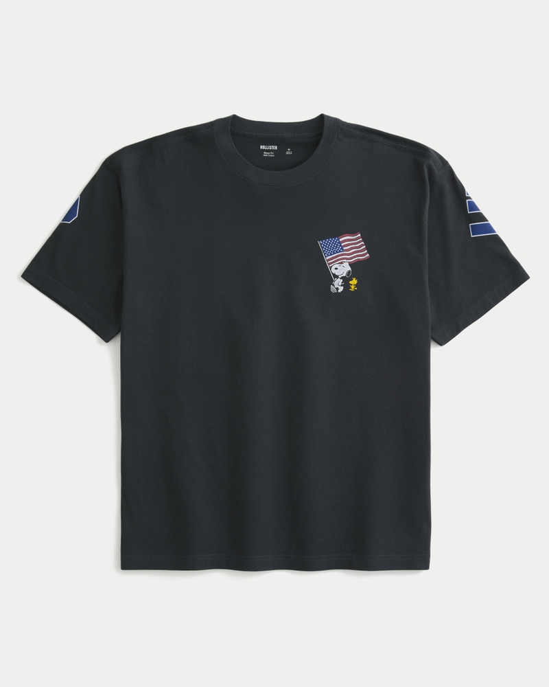 Boxy Snoopy USA Graphic Tee