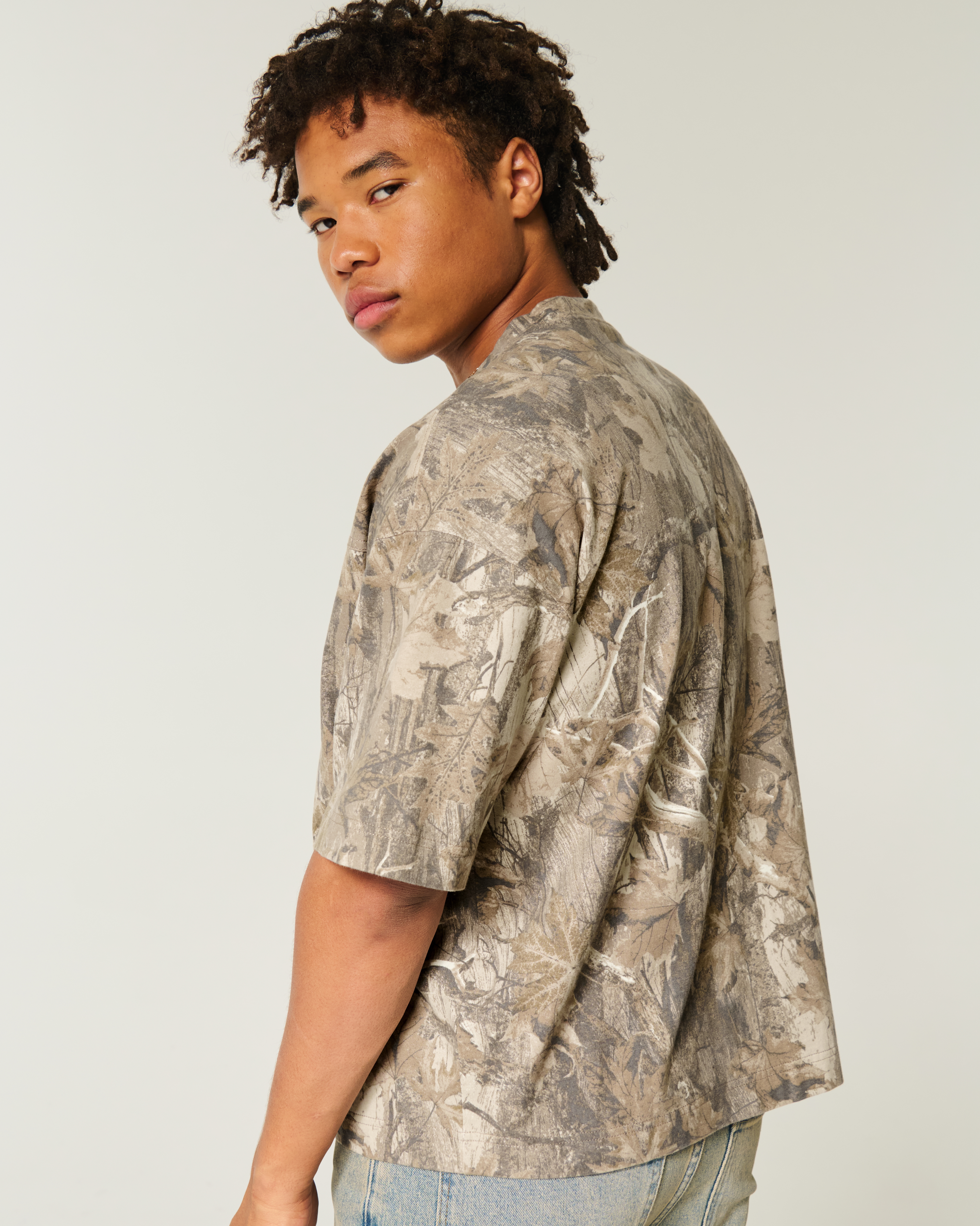 Baggy Heavyweight Crop Dodge Graphic Camo Tee