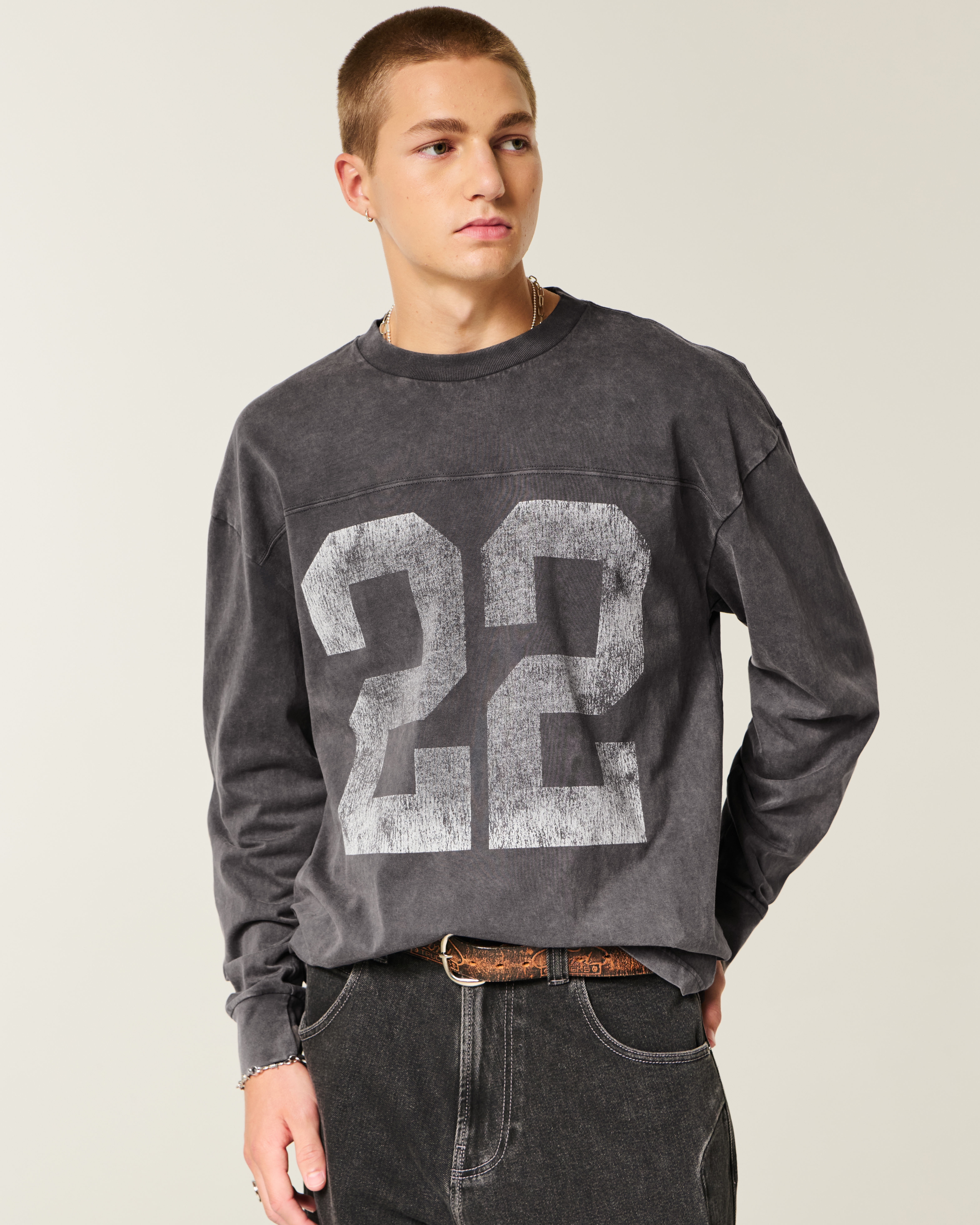 Baggy Heavyweight Long-Sleeve 22 Graphic Tee