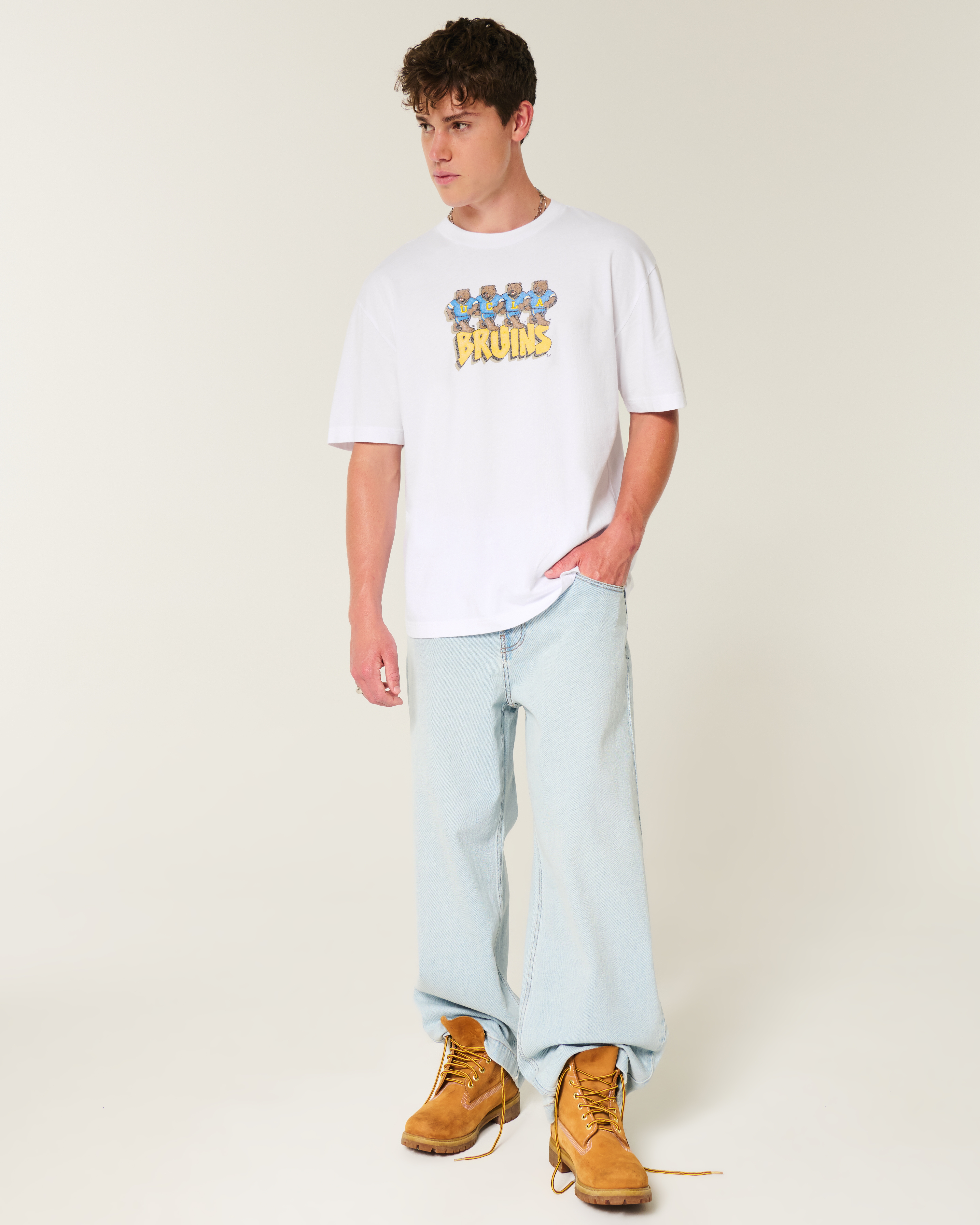 Boxy University of California, Los Angeles, Bruins Graphic Tee