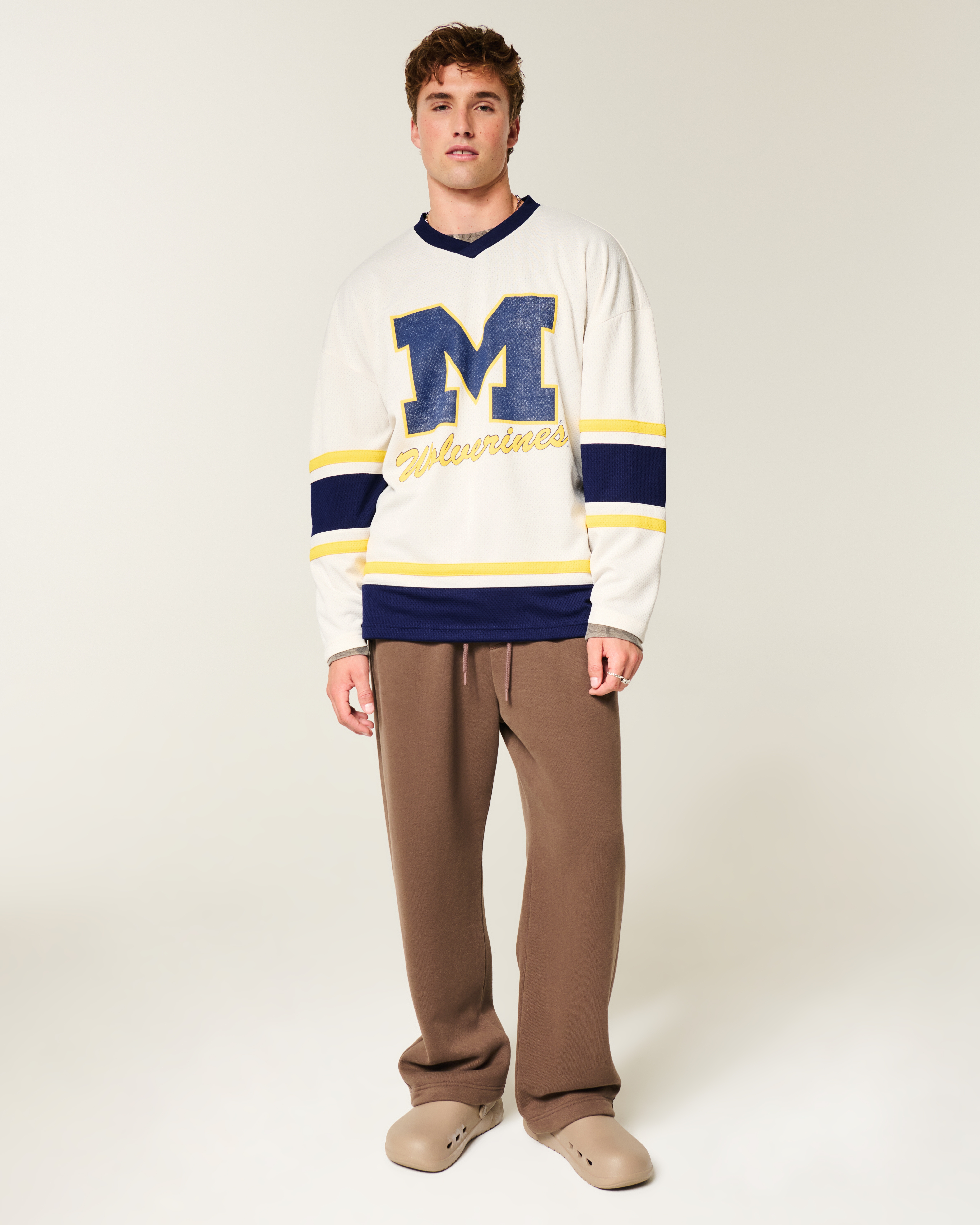 University of Michigan Wolverines Graphic Hockey Jersey