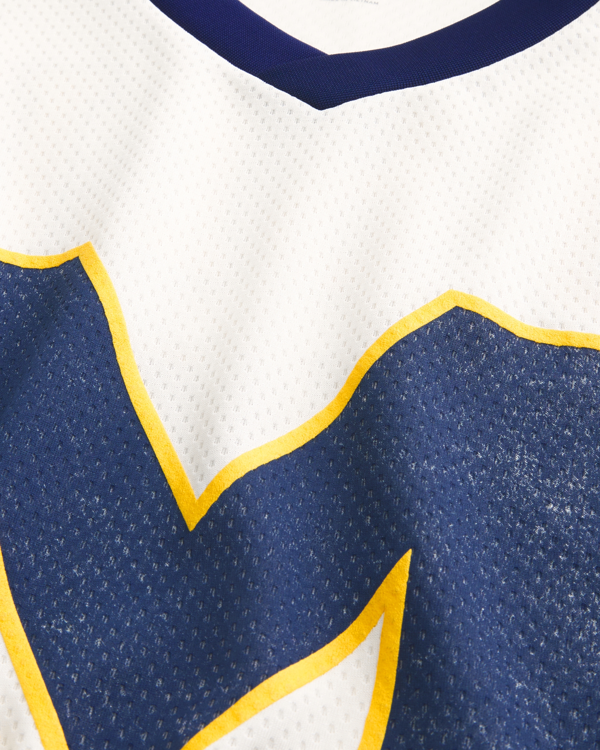 University of Michigan Wolverines Graphic Hockey Jersey