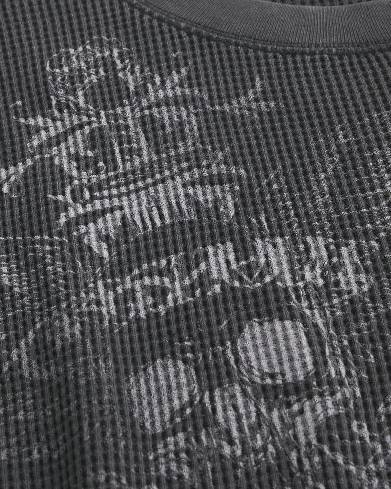 Skull Graphic Waffle Crew Shirt