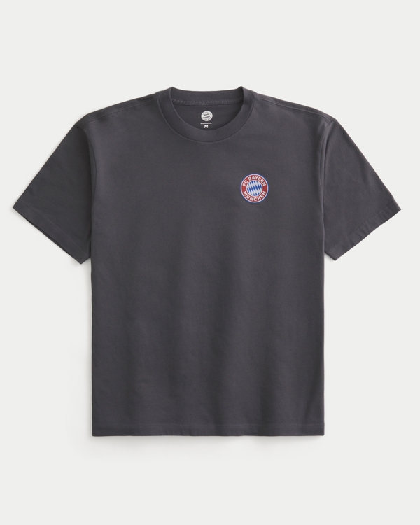 Men's FC Bayern München Graphic Tee | Men's Tops | HollisterCo.ca