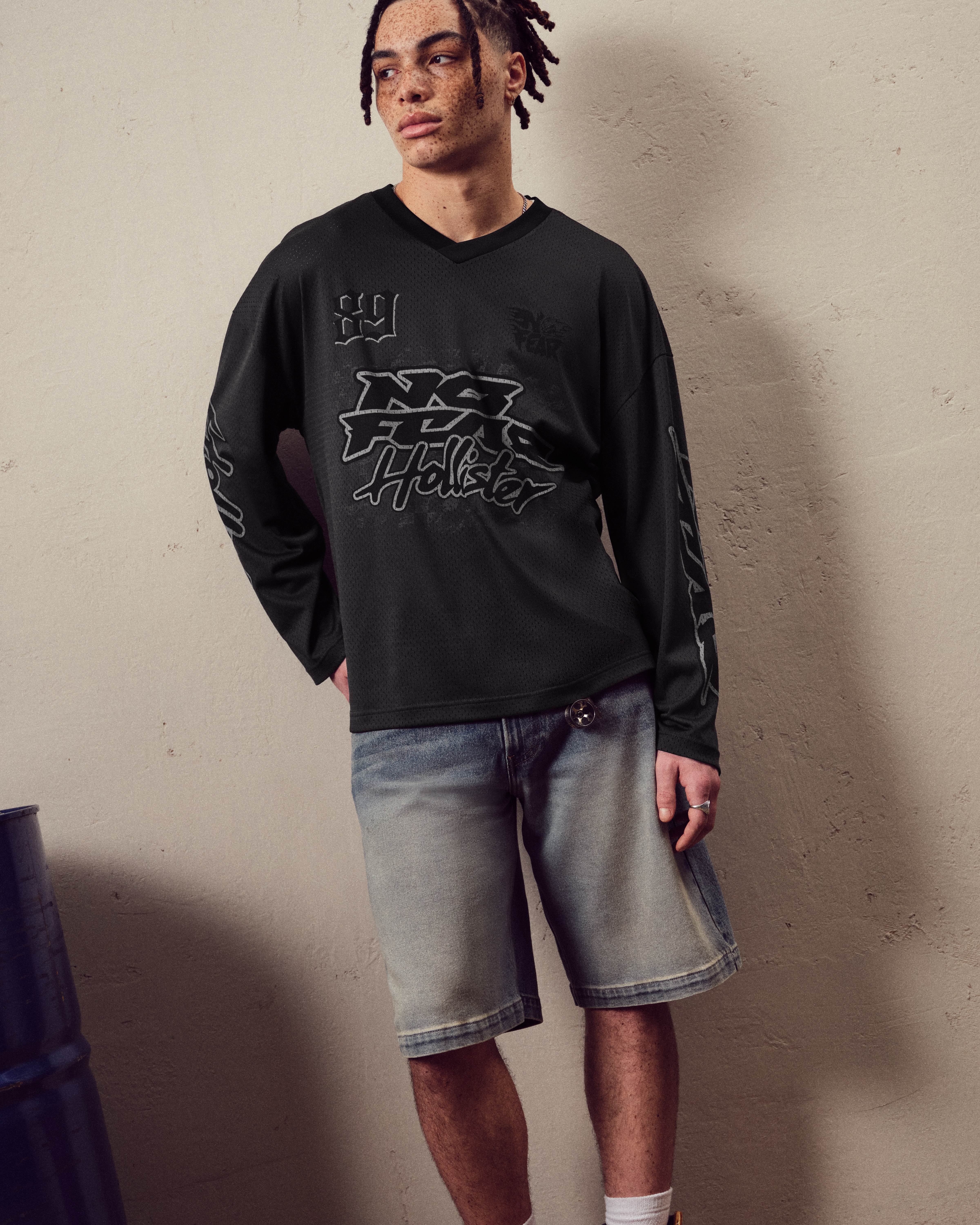 Long-Sleeve No Fear x Hollister Graphic Football Jersey