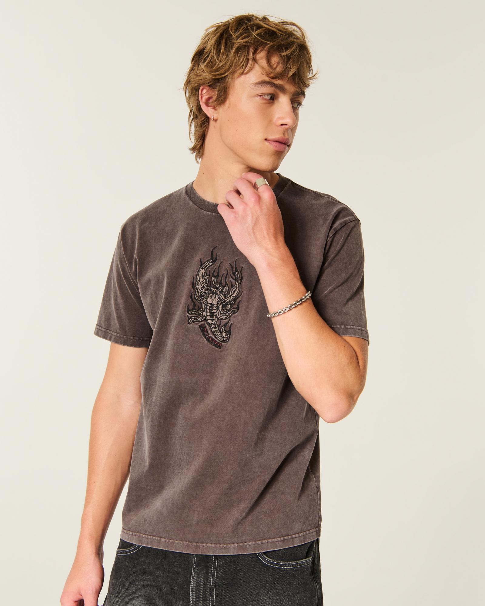 Men's Relaxed Heavyweight Scorpion Graphic Tee | Men's Clearance