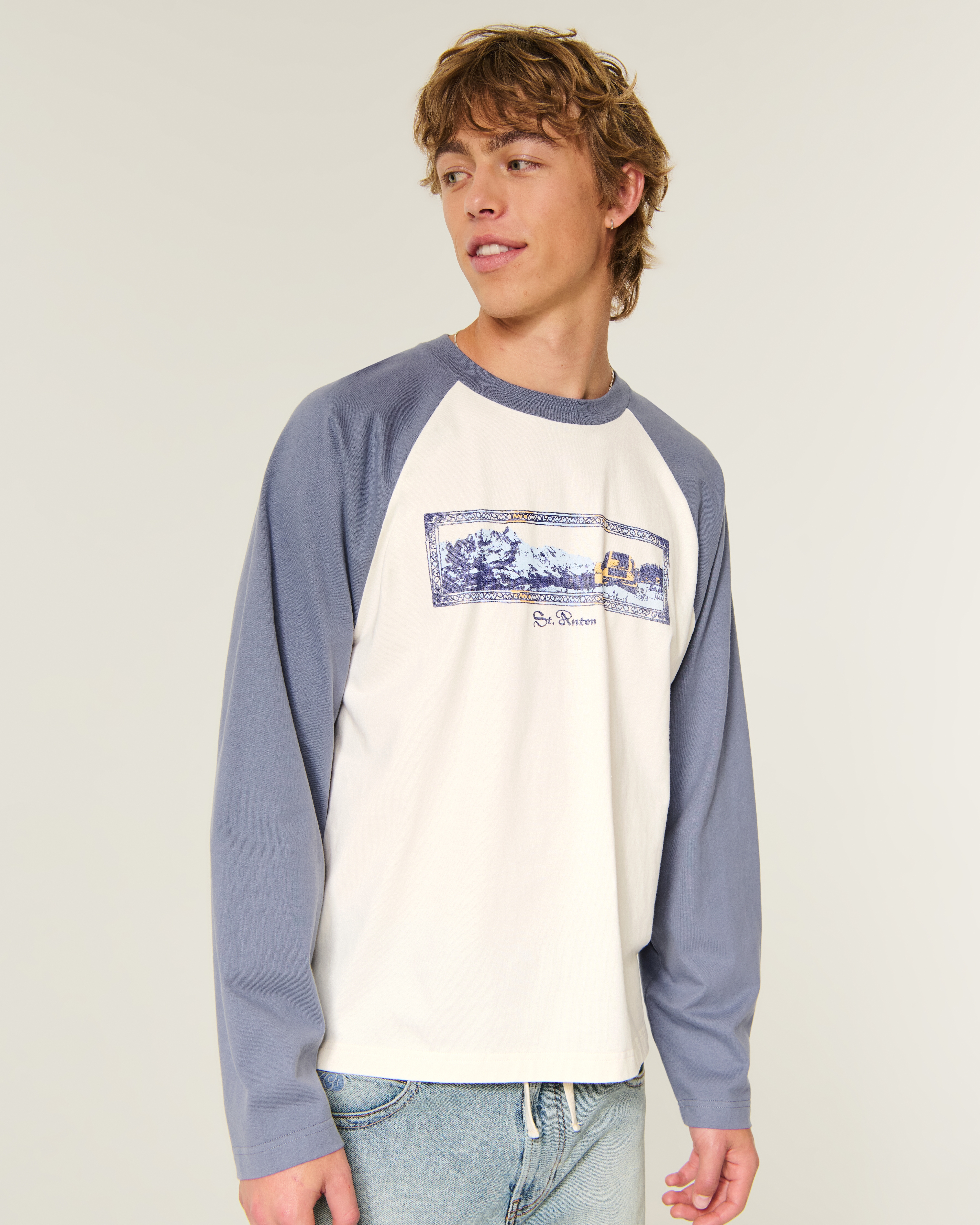 Boxy Heavyweight Long-Sleeve St. Anton Graphic Tee