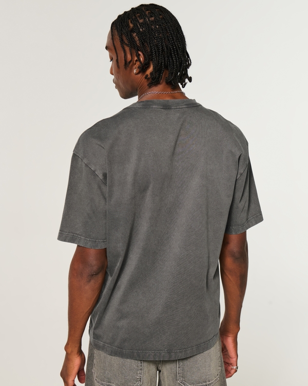 Men's Boxy Jelly Roll Graphic Tee | Men's Tops | HollisterCo.ca