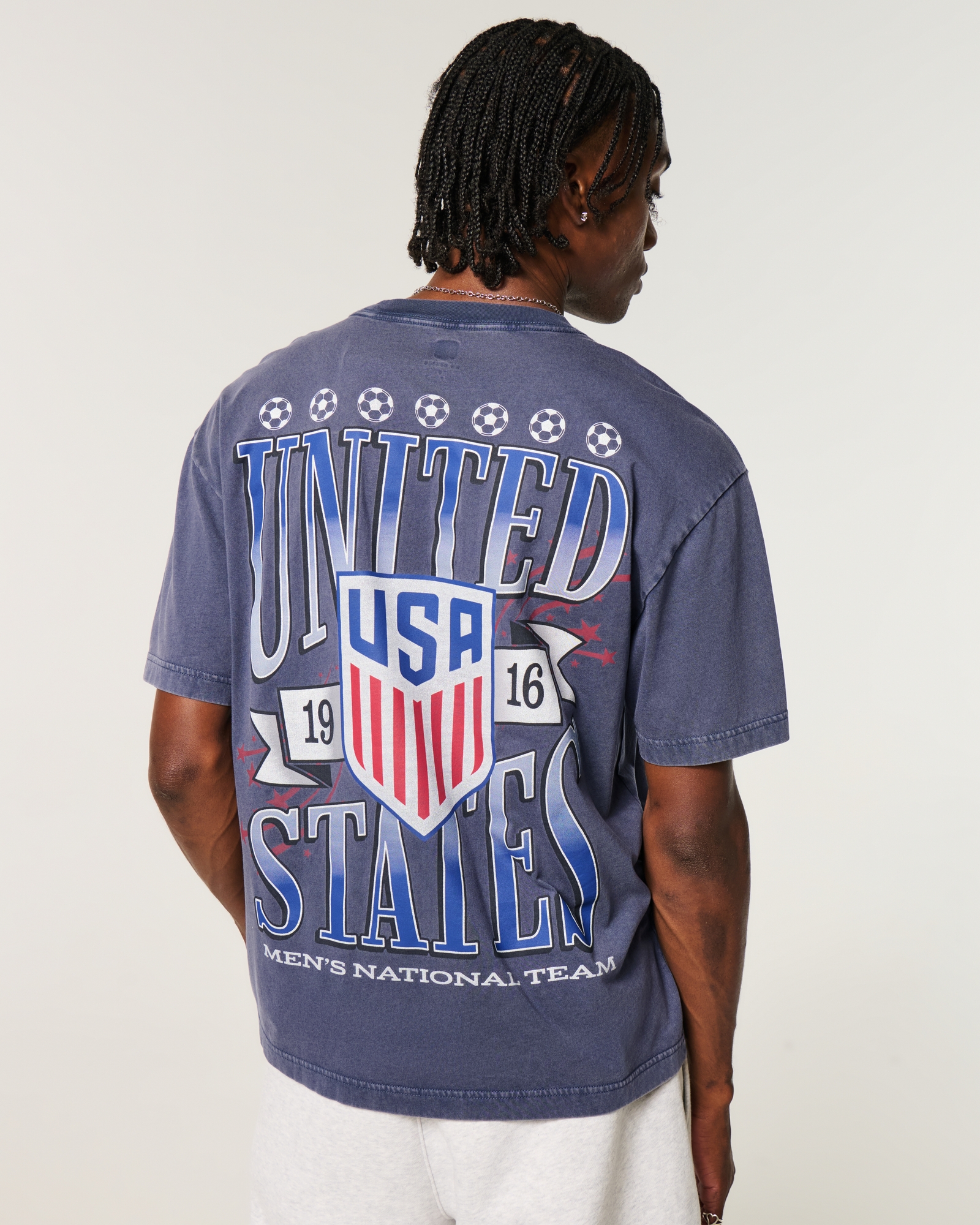 Men's Boxy 2002 FIFA World Cup™ Korea Japan Graphic Tee | Men's