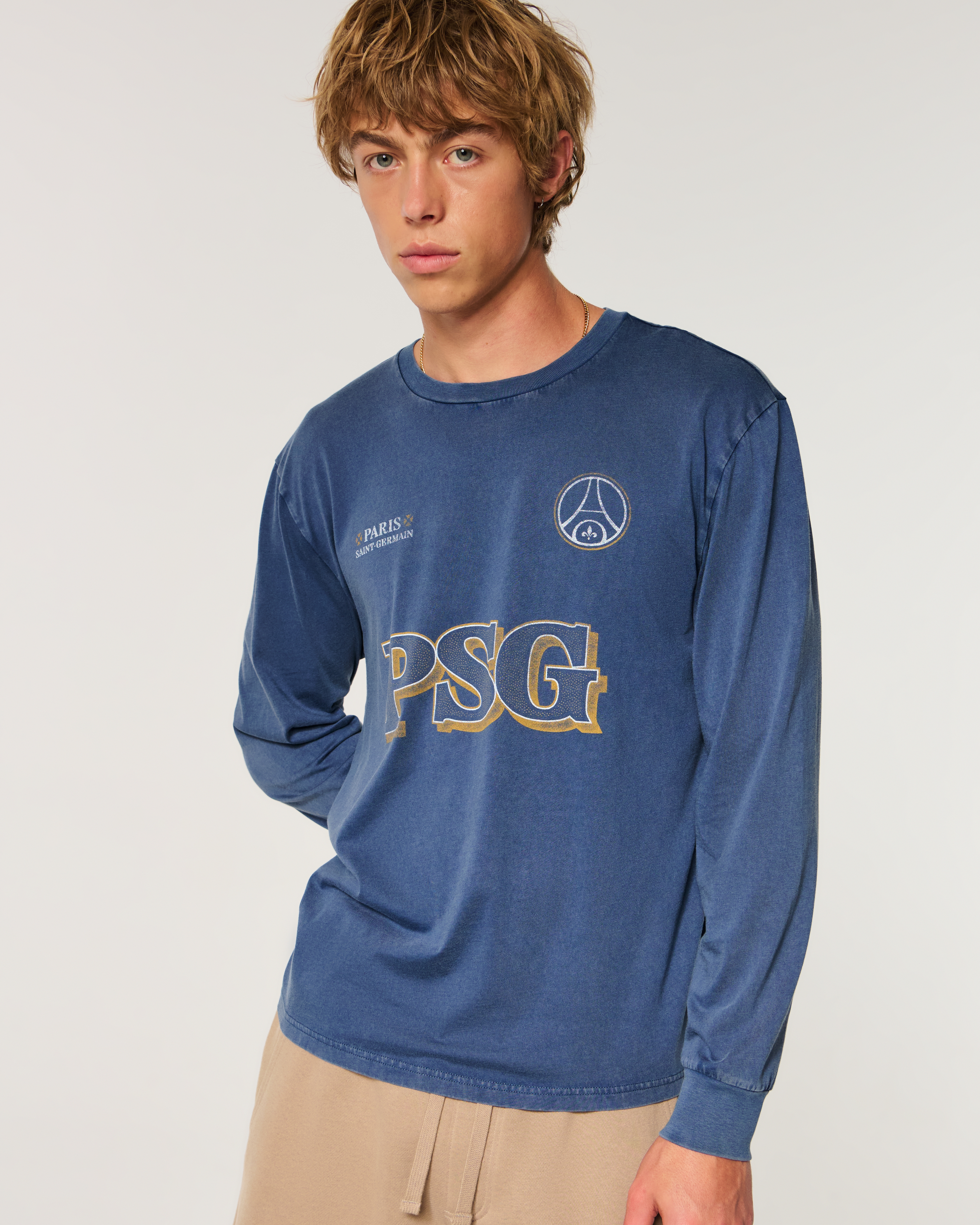 Long-Sleeve Paris Saint-Germain F.C. Graphic Tee