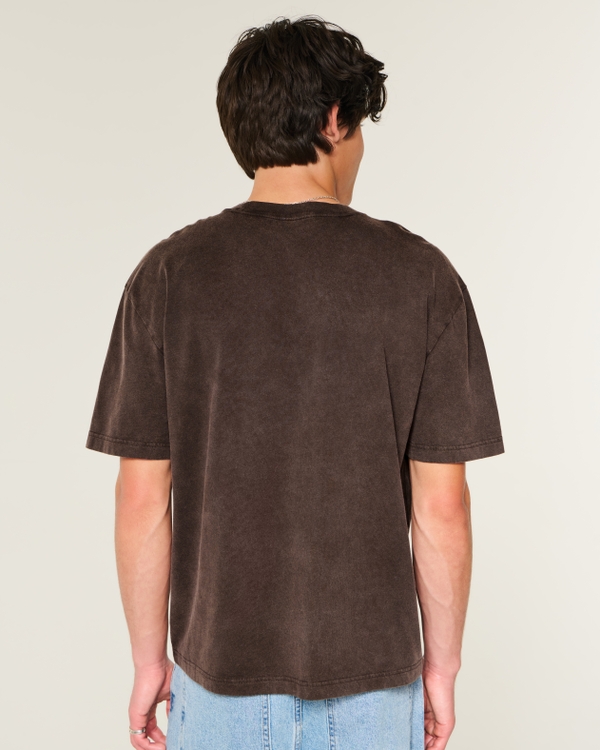 Men's Boxy Cotton Logo Graphic Tee | Men's Tops | HollisterCo.com