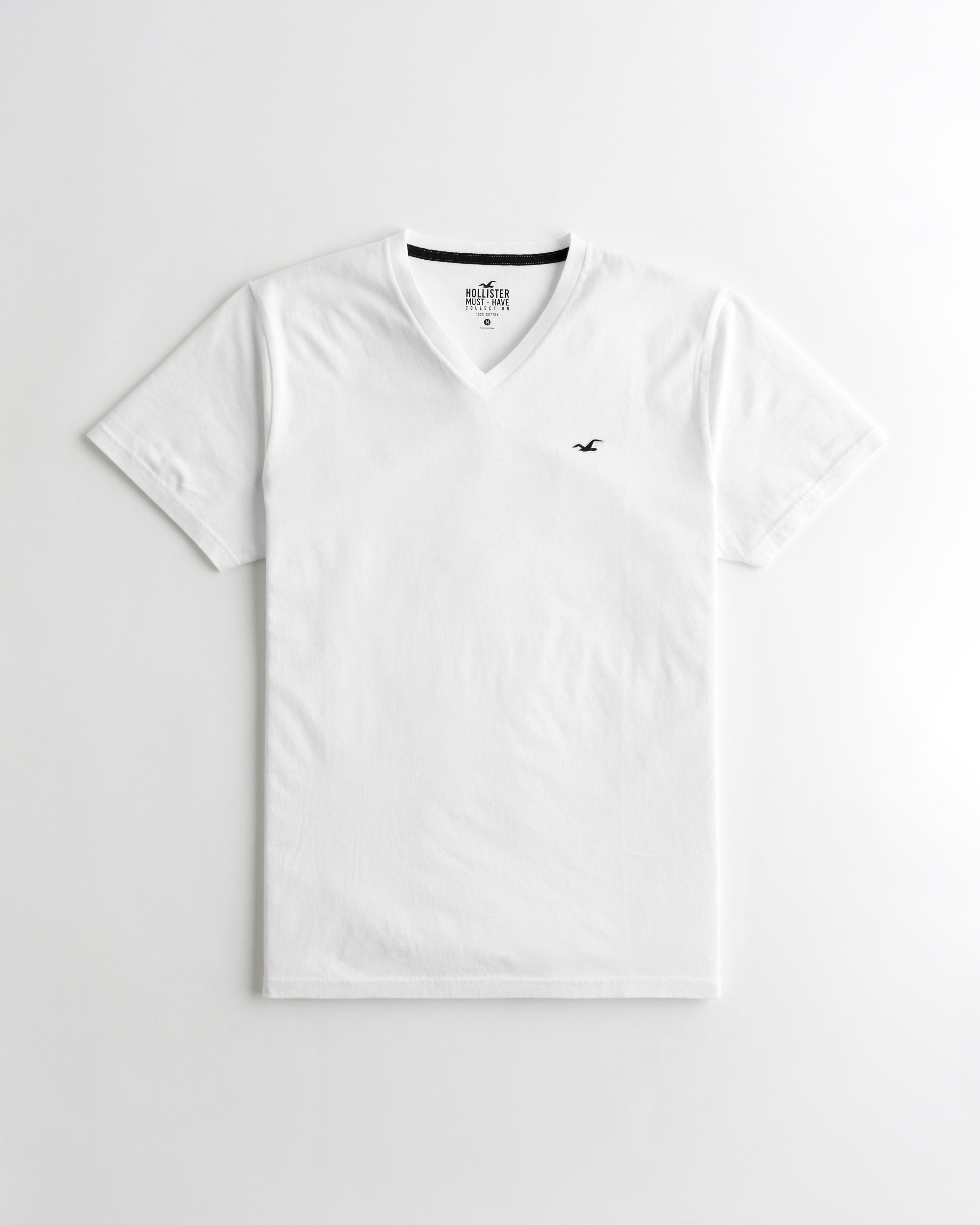white hollister shirt