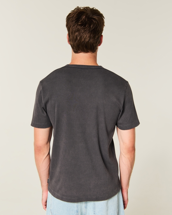select to zoom model image