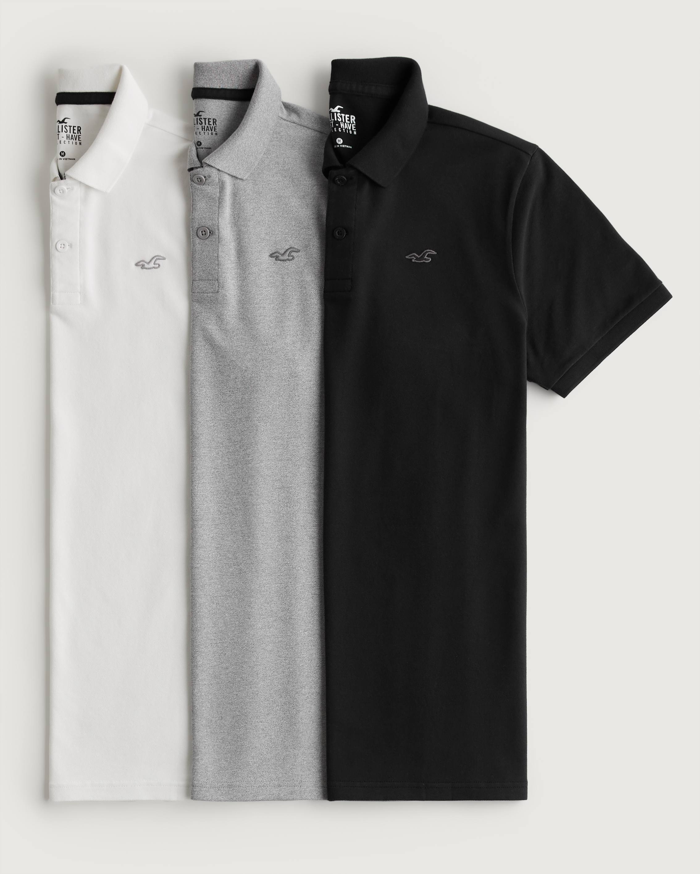 Hollister black hot sale polo shirt