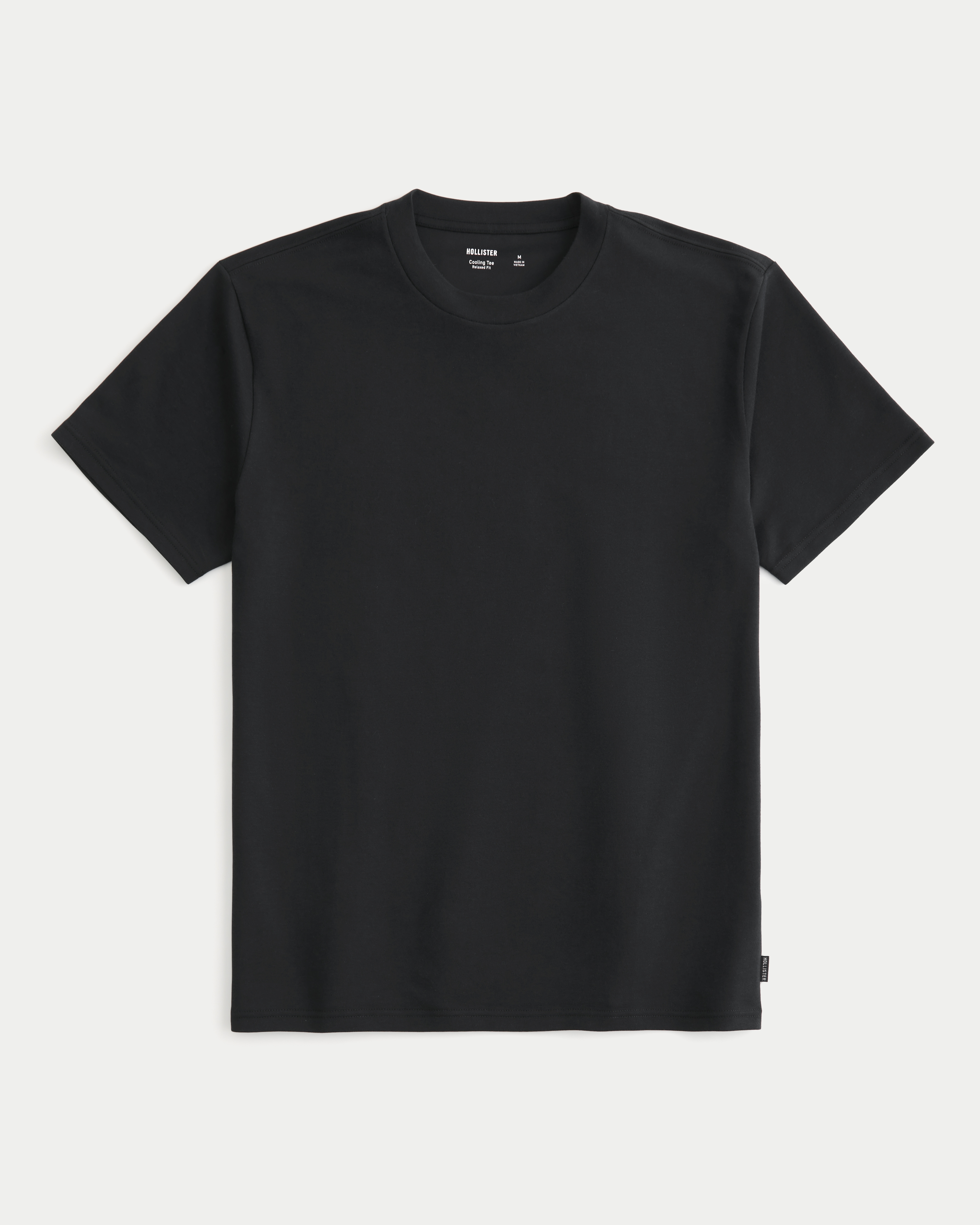 Men s Relaxed Cooling Tee in Black Size S from Hollister