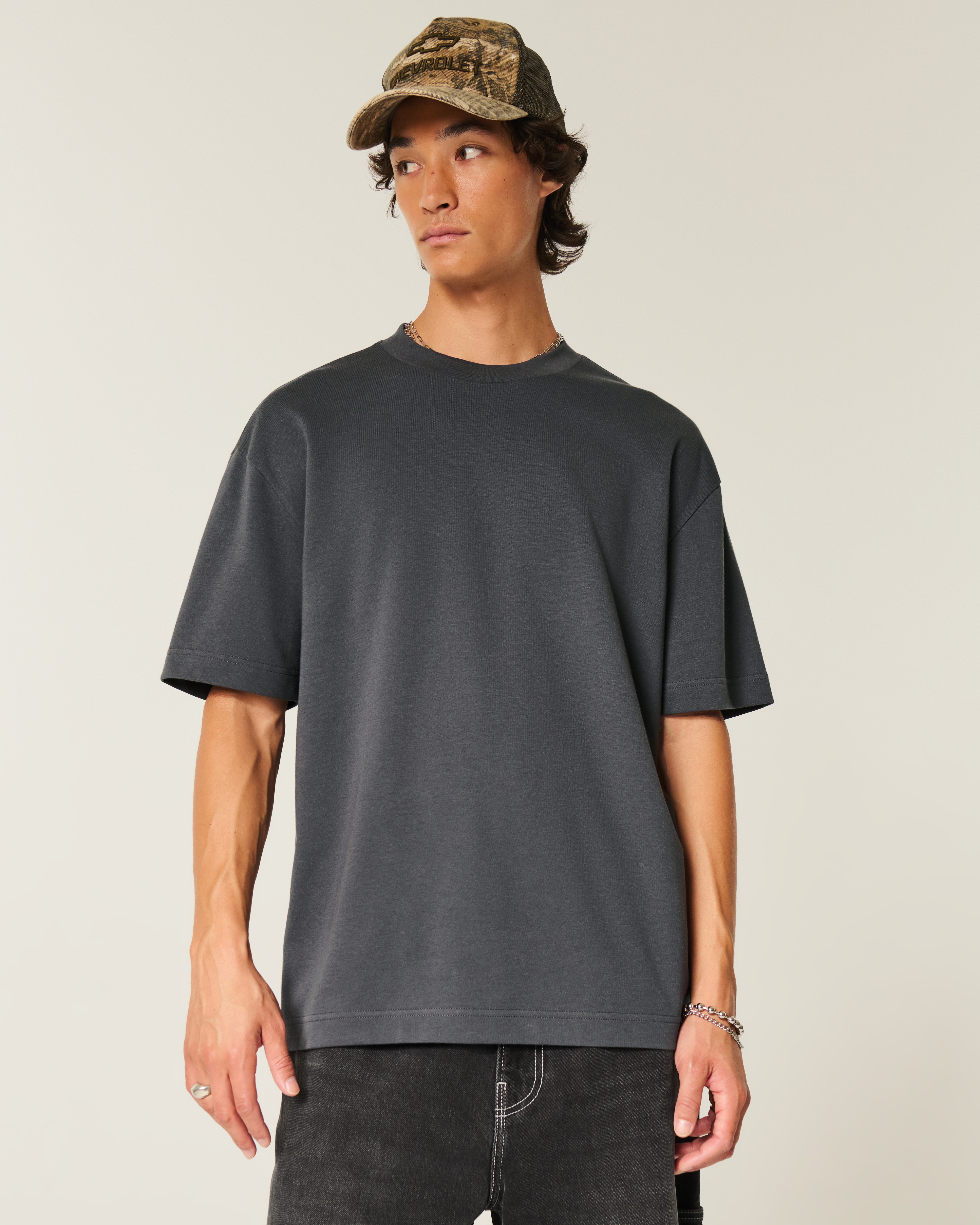 Men's Boxy Cooling Tee | Men's Tops | HollisterCo.com