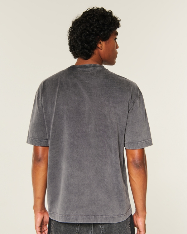 select to zoom model image