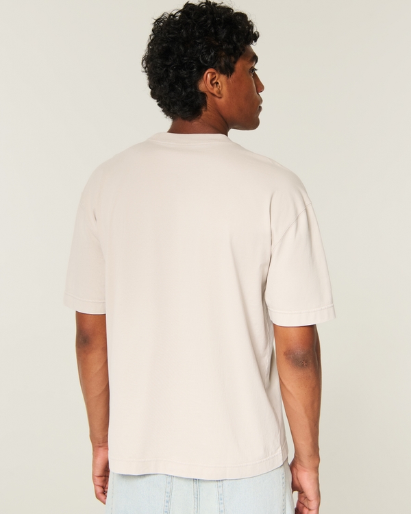 select to zoom model image