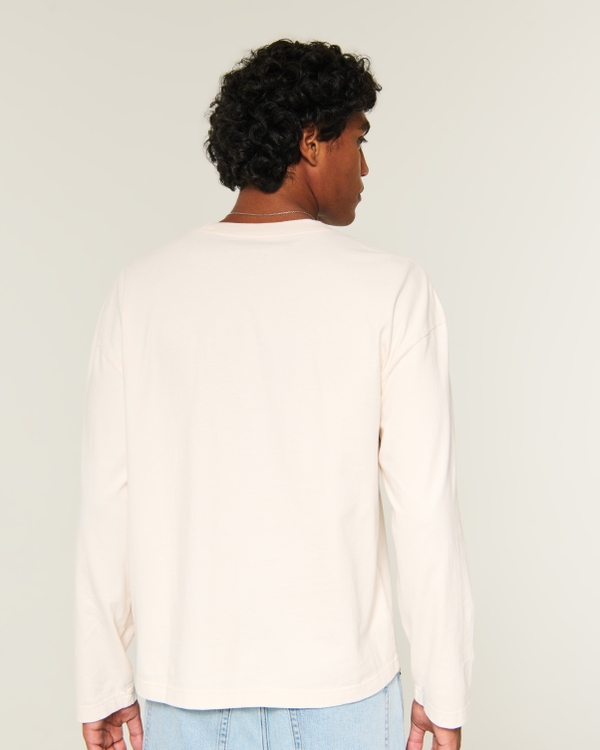 select to zoom model image