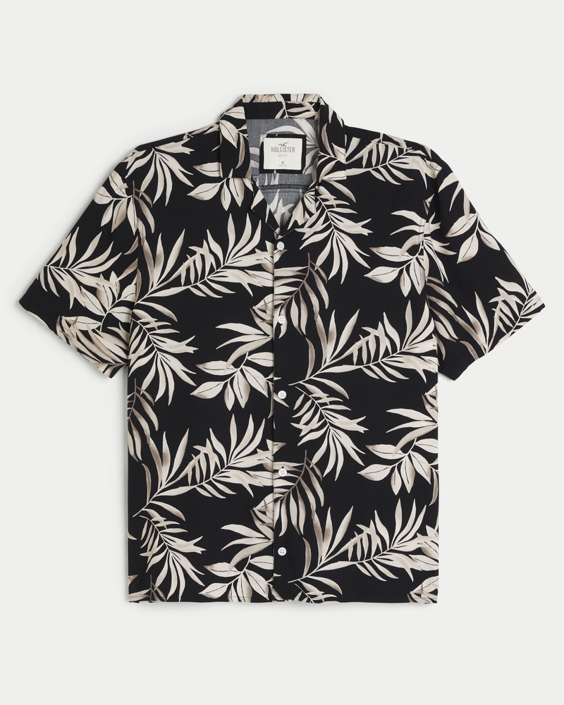 Men s Relaxed Short Sleeve Tropical Shirt Men s Clearance HollisterCo