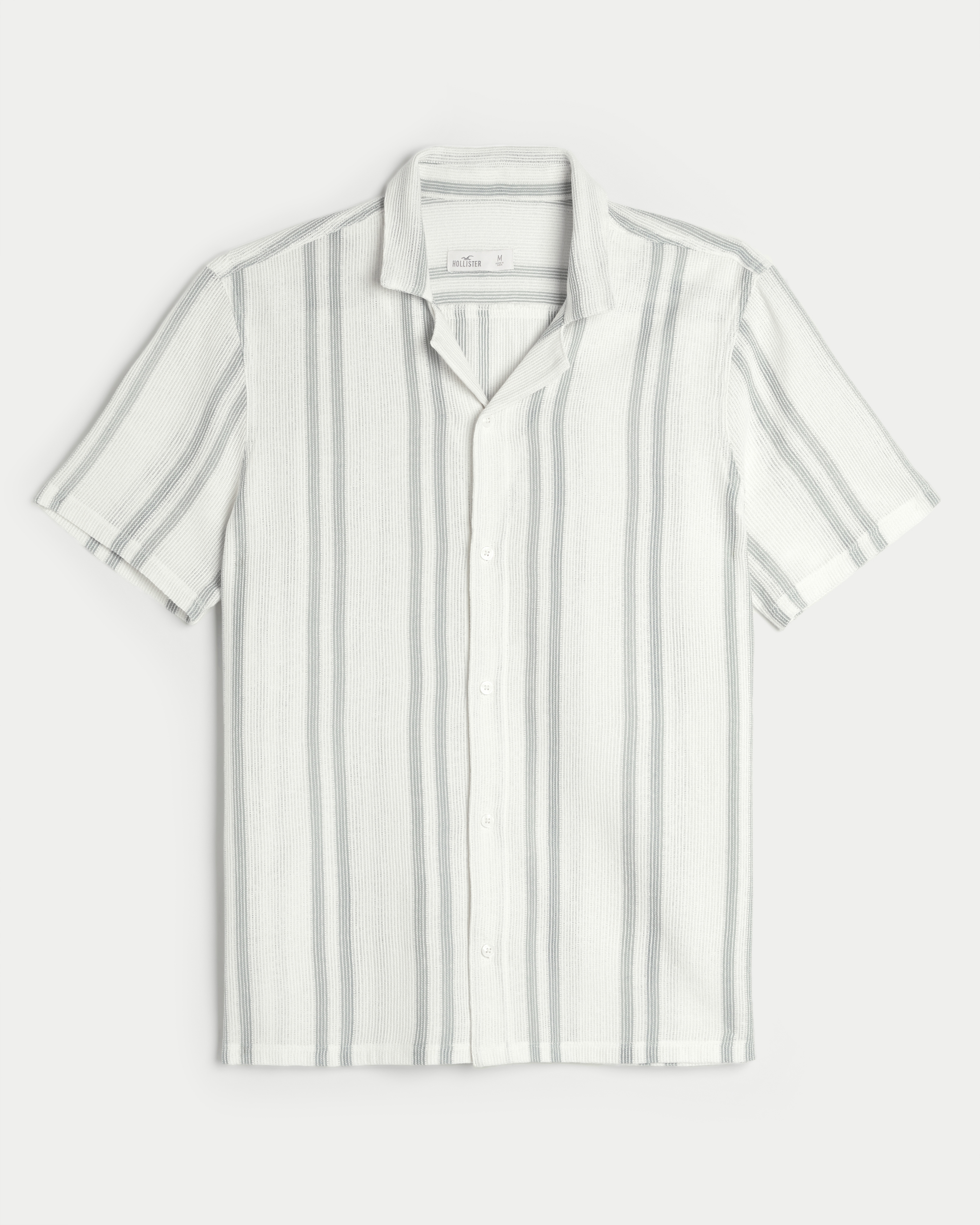 Hollister short sleeve button up hotsell