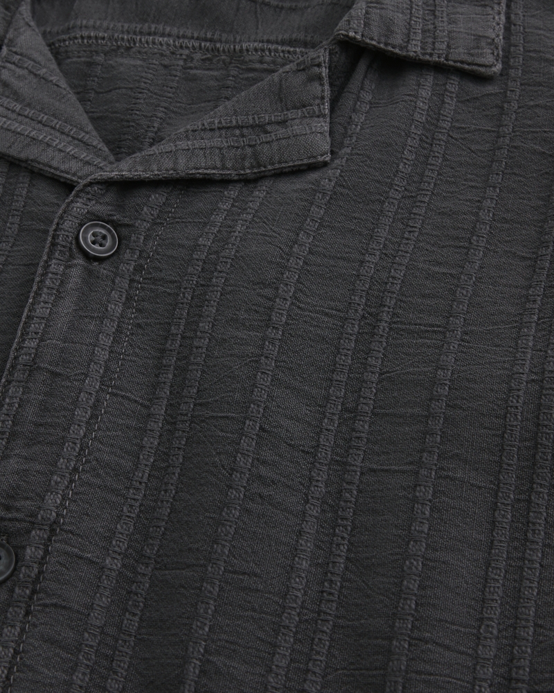 Boxy Linen-Blend Short-Sleeve Textured Shirt